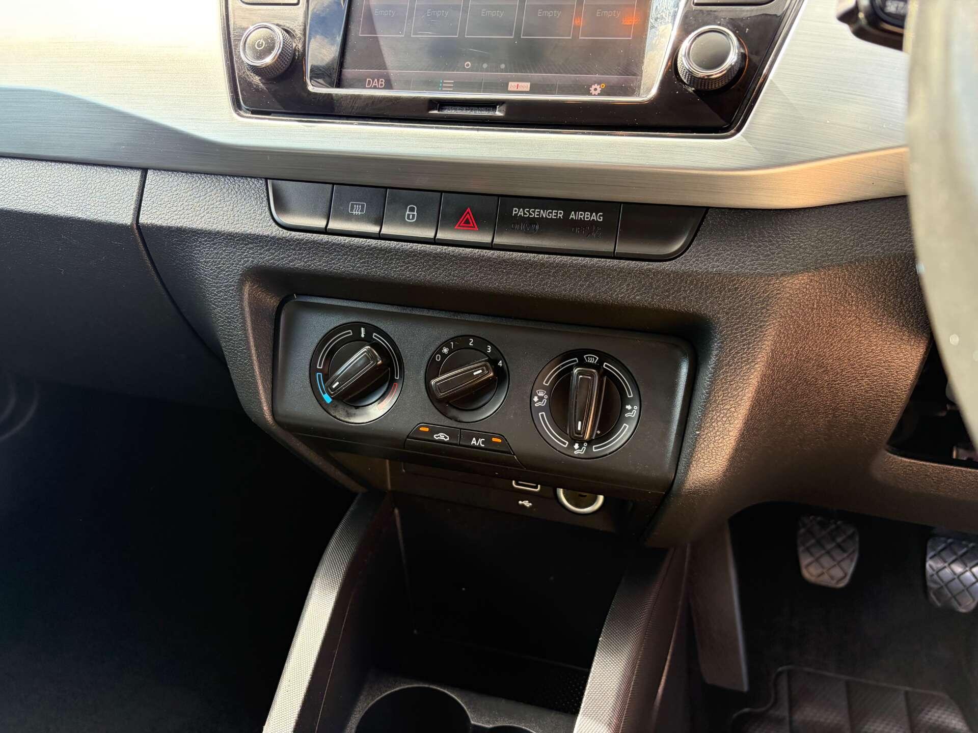 Skoda Fabia view 41
