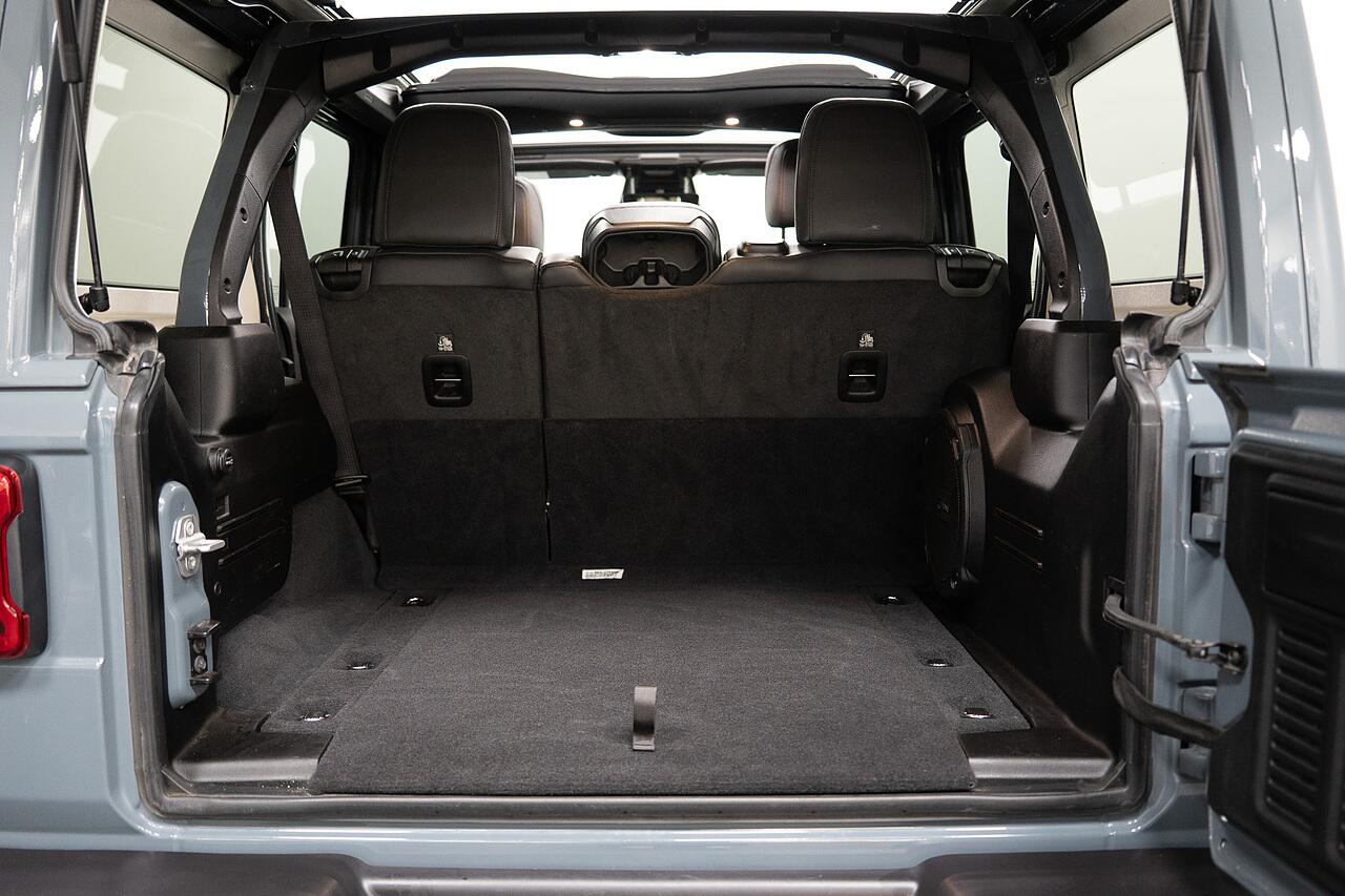 Jeep Wrangler view 40