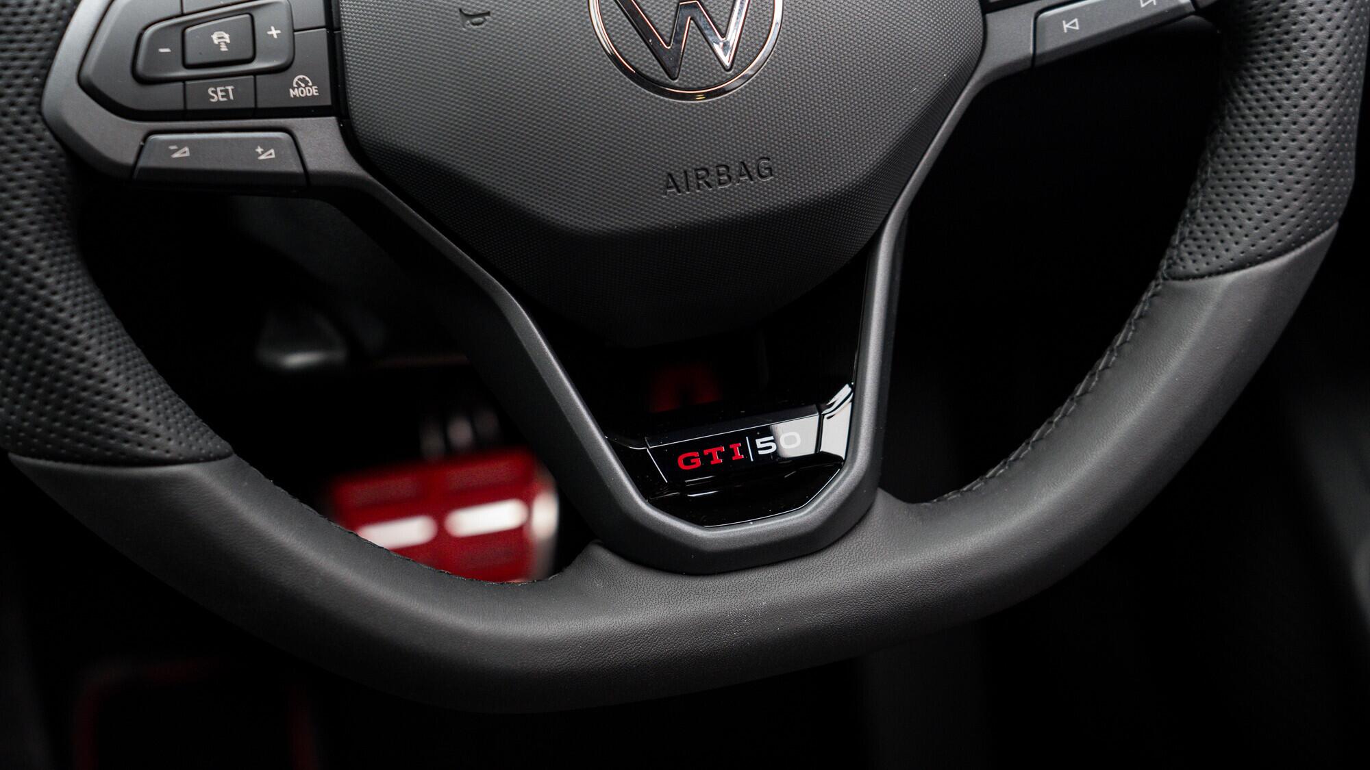 Volkswagen Golf view 28