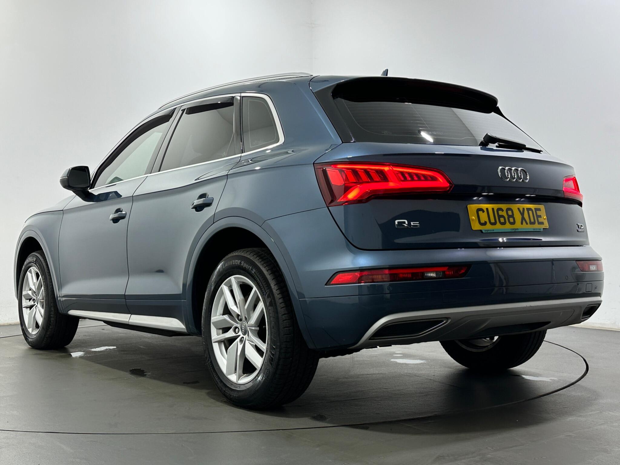 Audi Q5 view 50