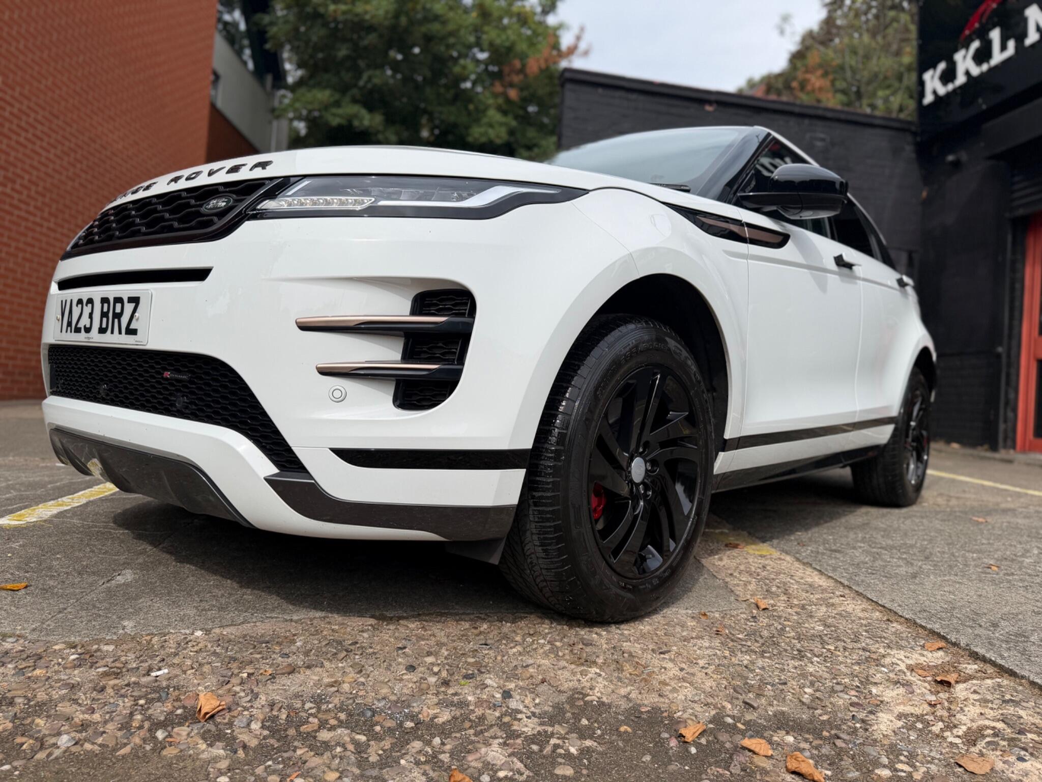 Land Rover Range Rover Evoque view 16