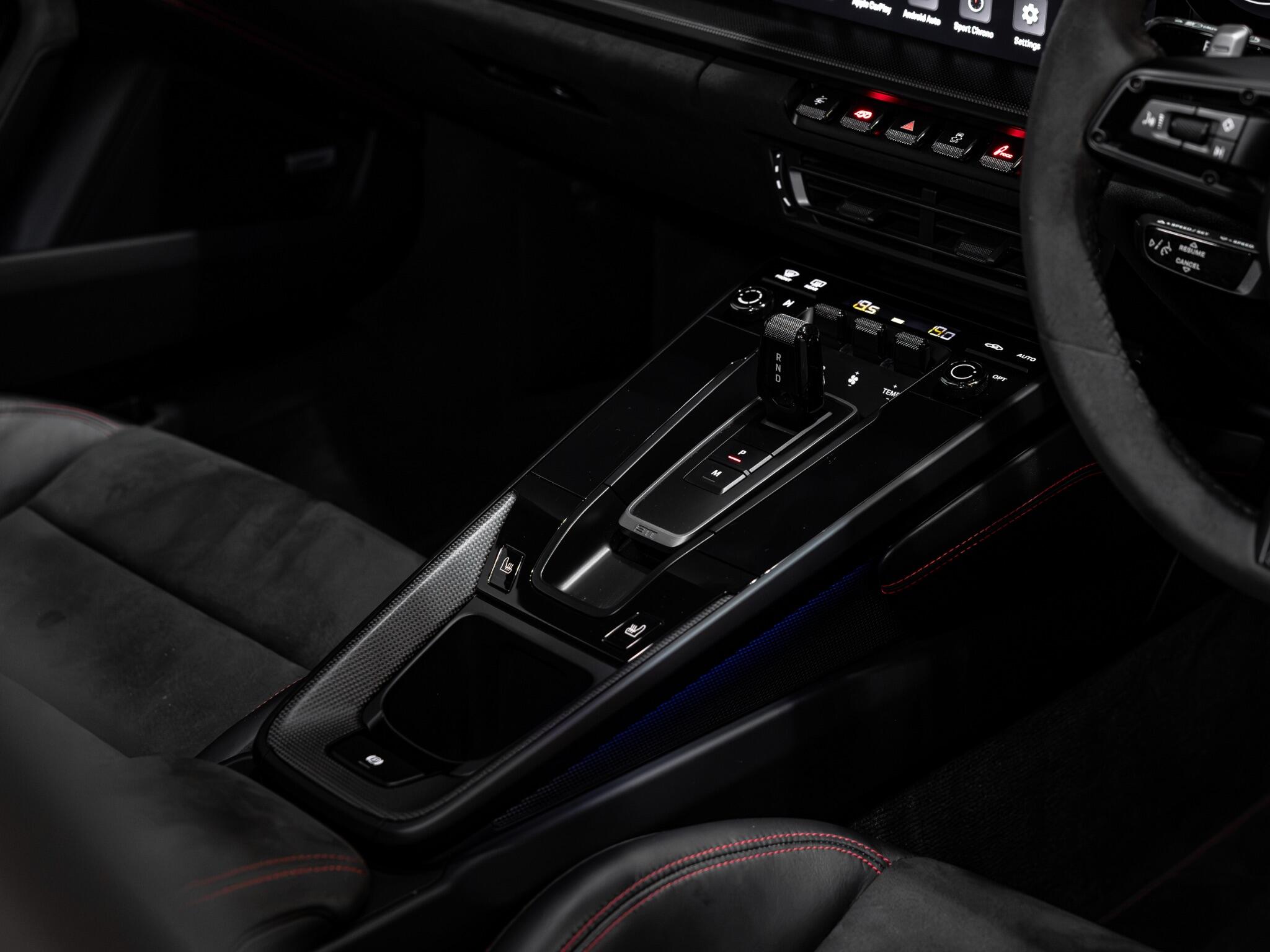 Porsche 911 view 20