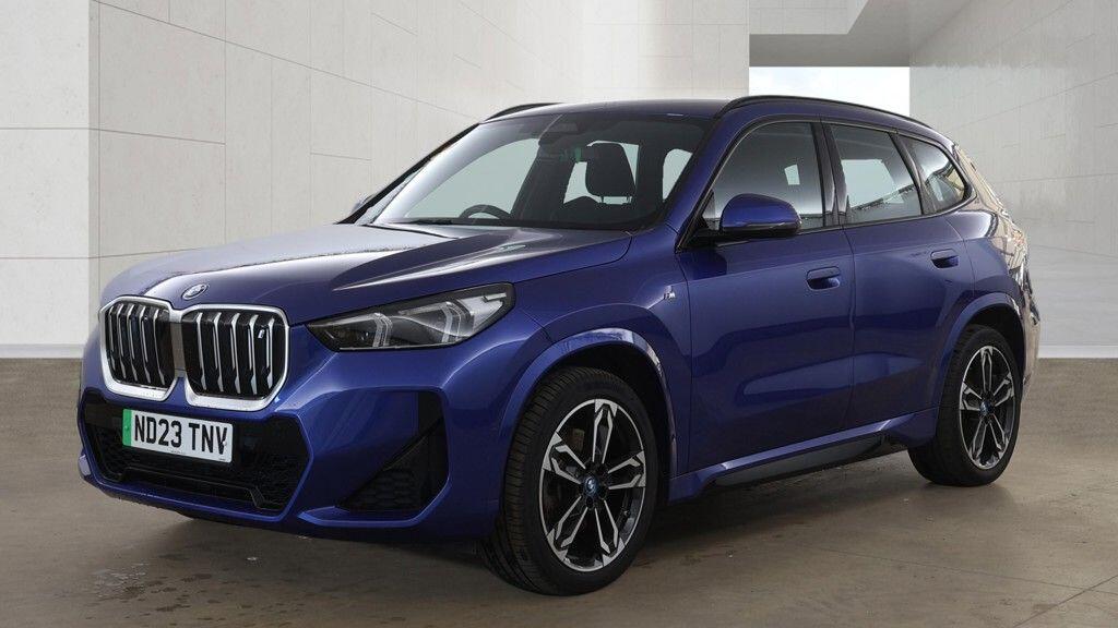 BMW Ix1 view 7