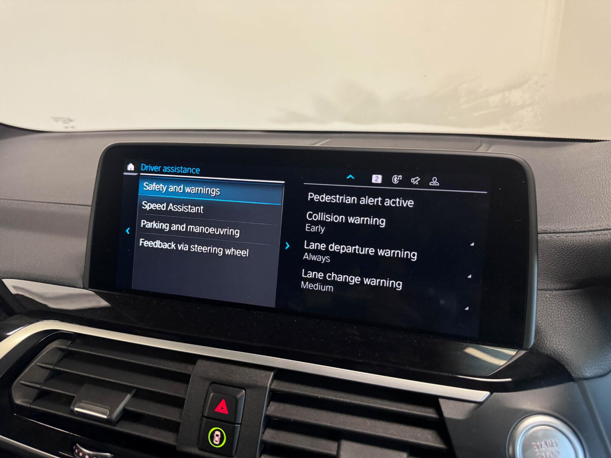 BMW X3 view 59