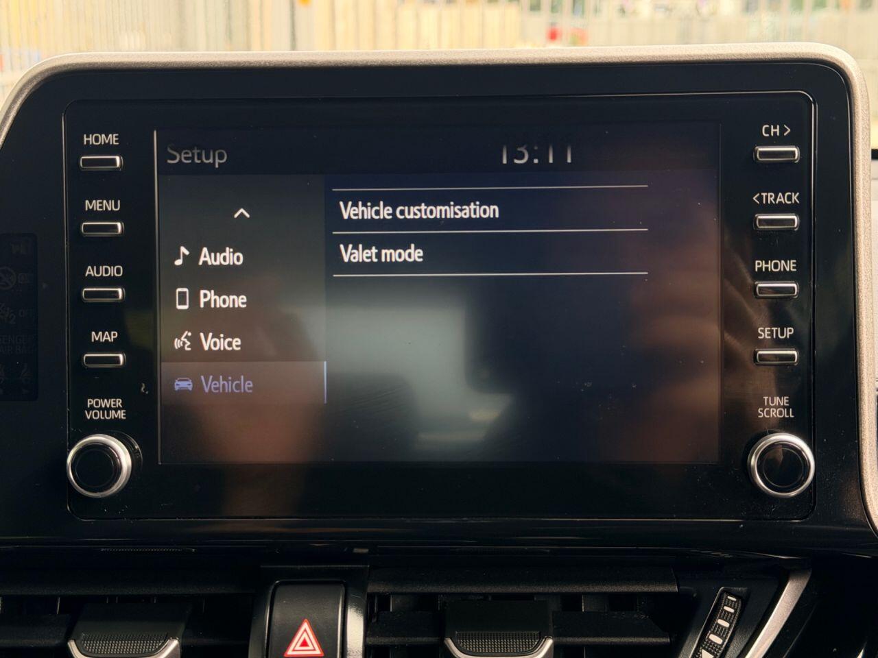 Toyota C-HR view 46