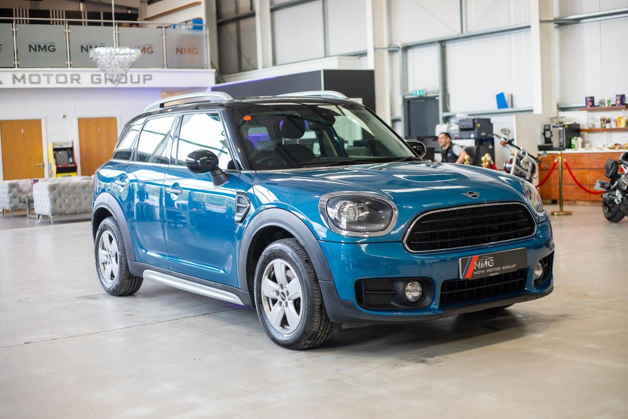 Mini Countryman view 8