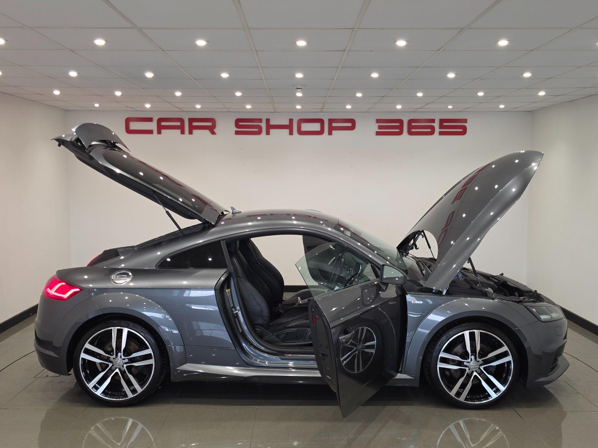 Audi TT view 54