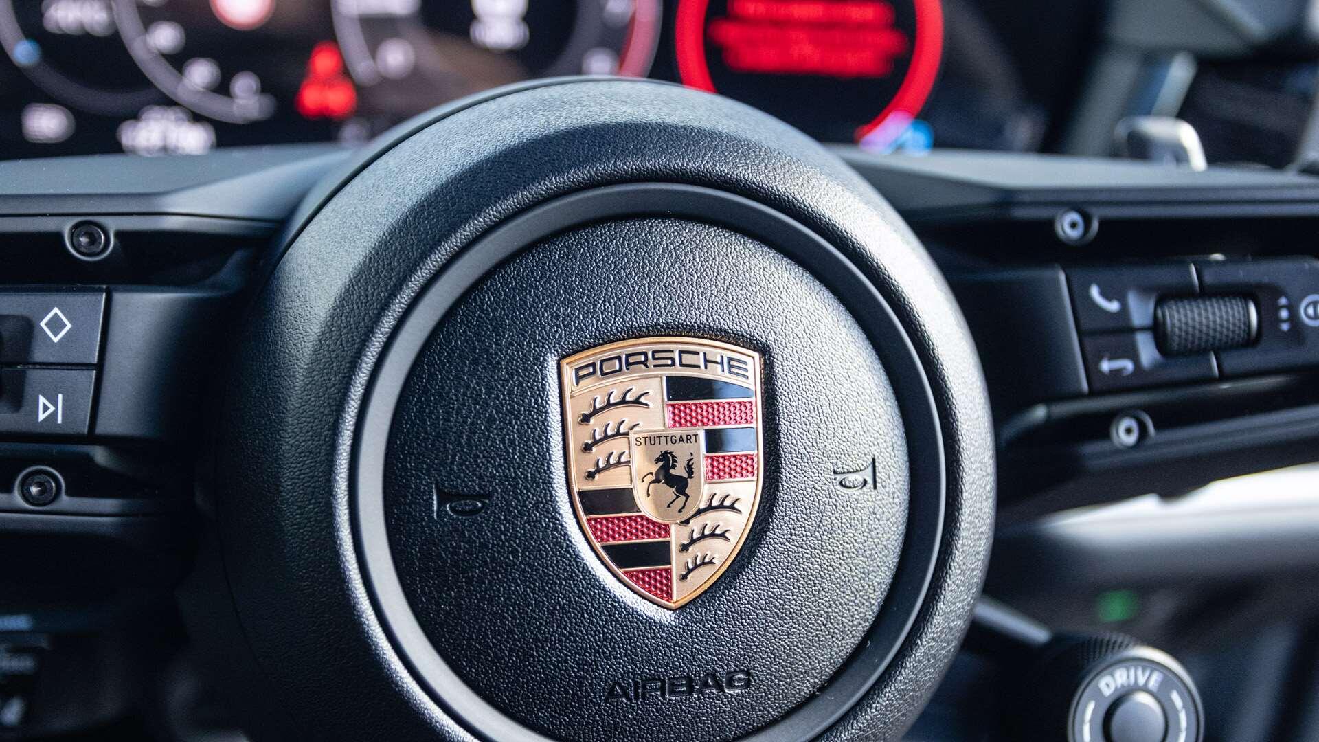 Porsche Cayenne view 24