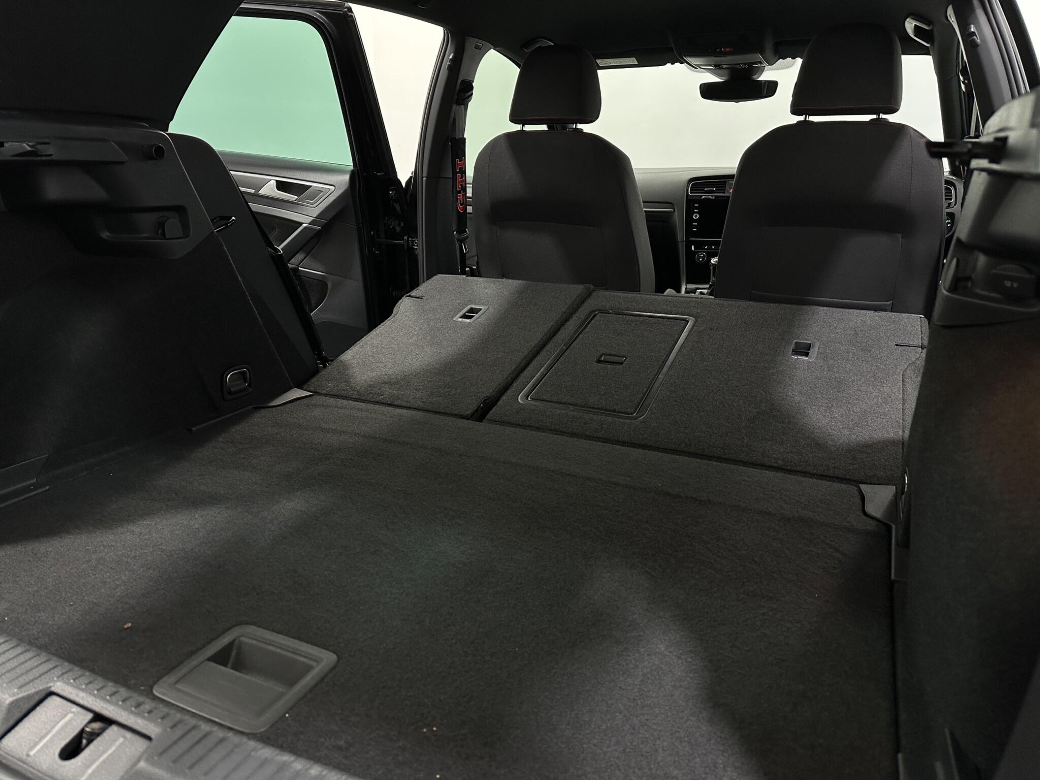 Volkswagen Golf view 46