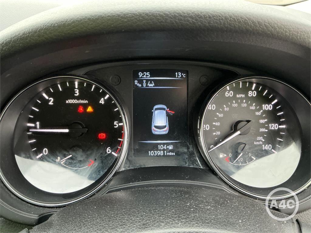 Nissan Pulsar view 9