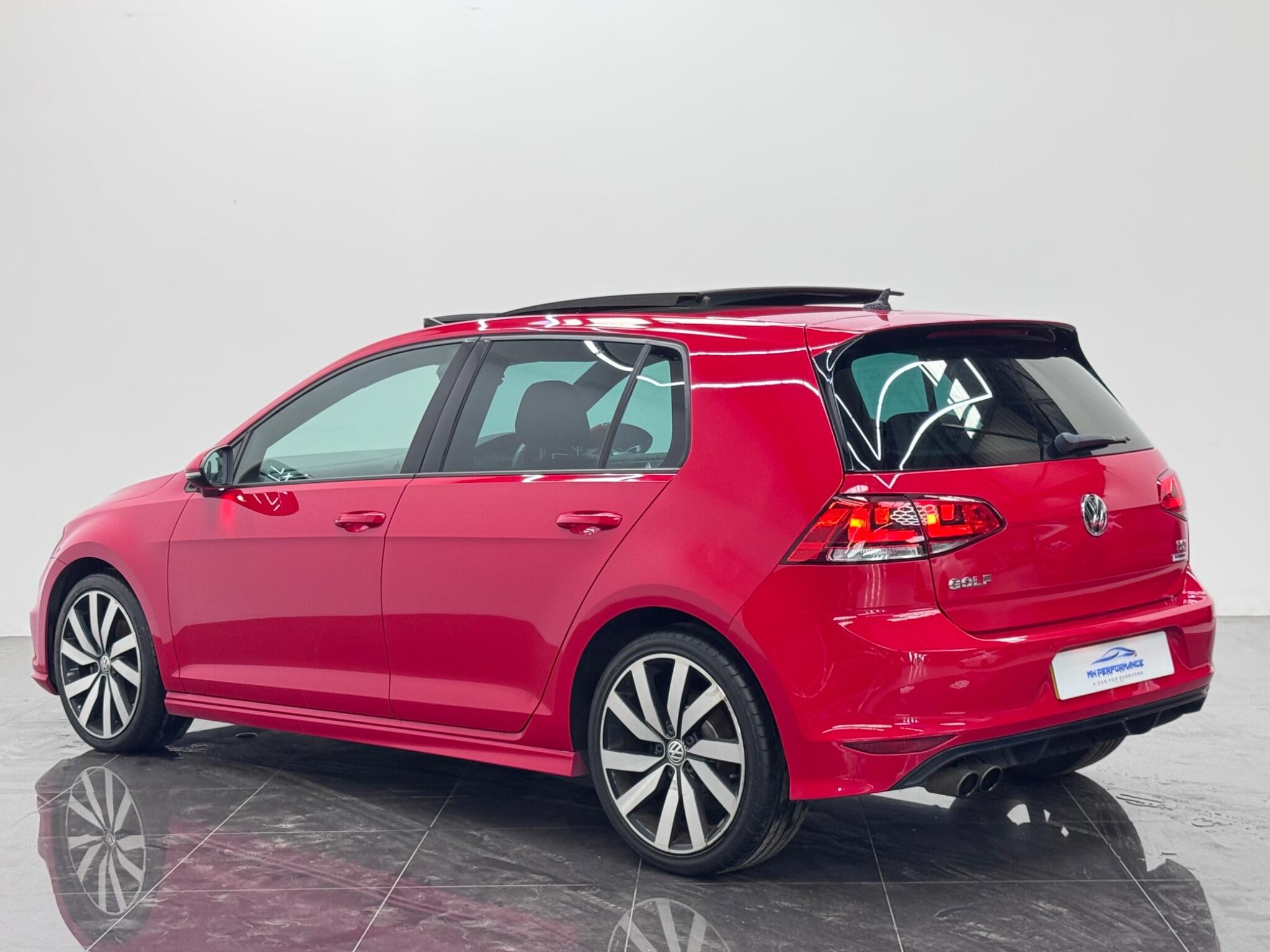 Volkswagen Golf view 6
