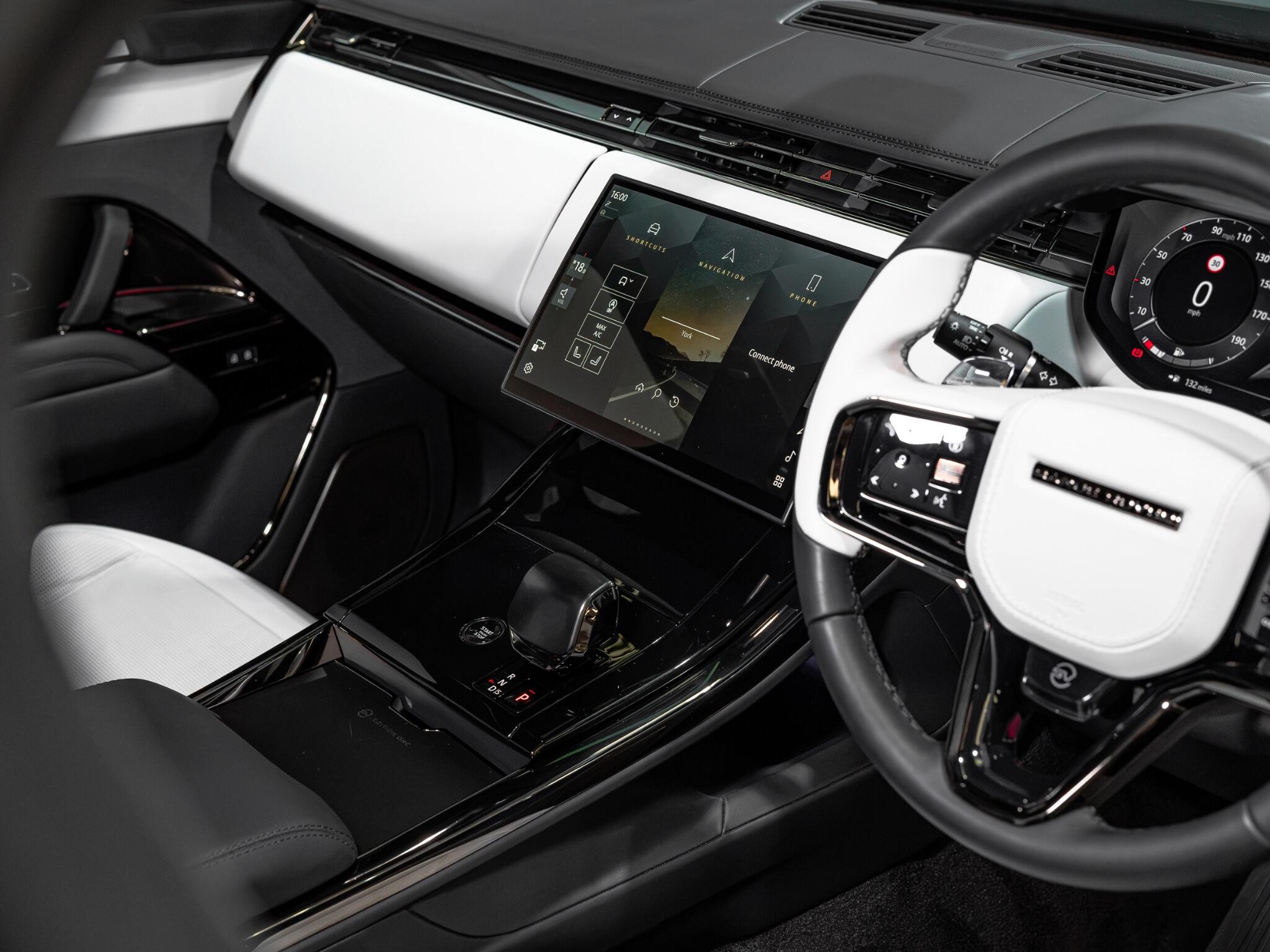 Land Rover Range Rover Sport view 25