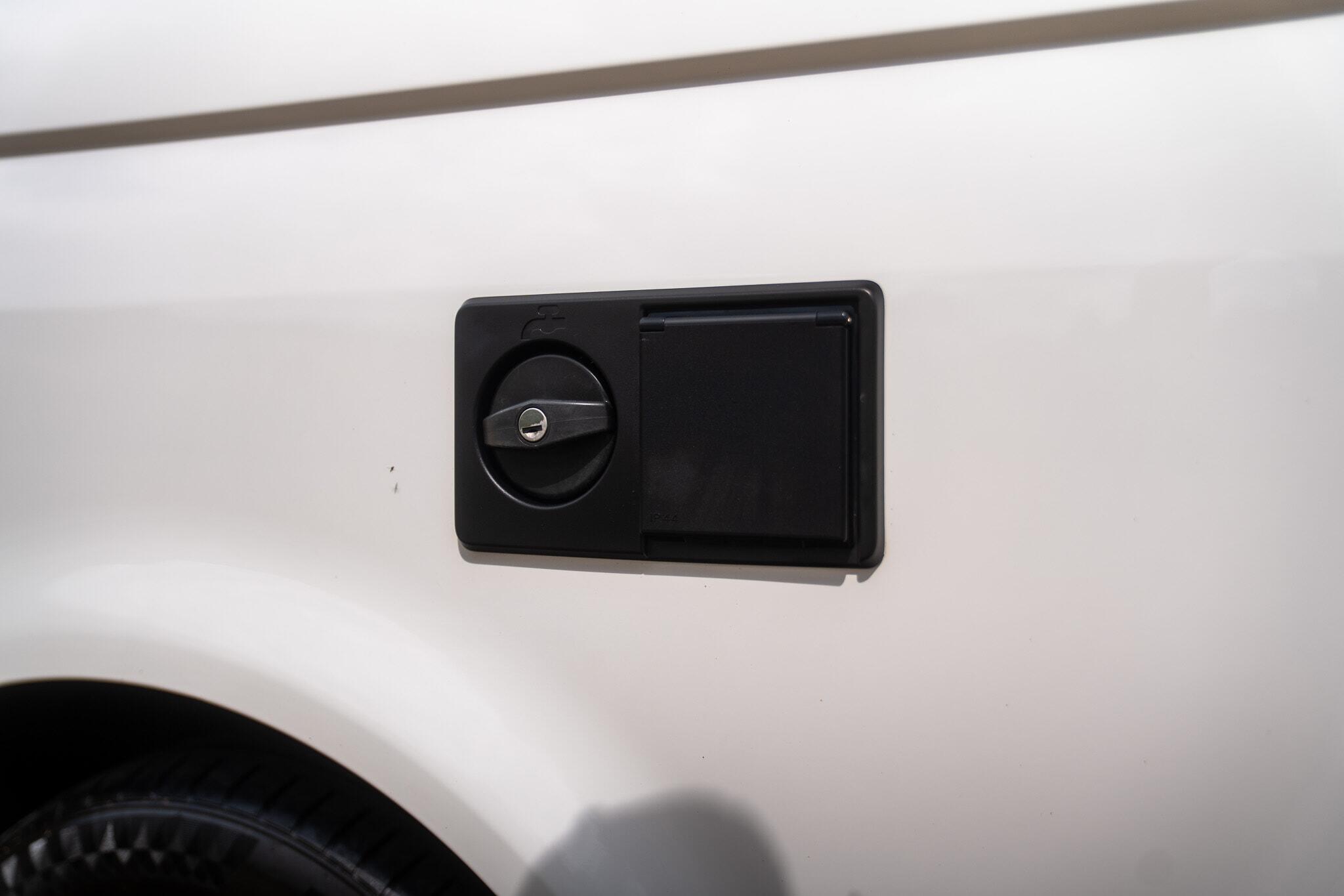 Volkswagen California view 15