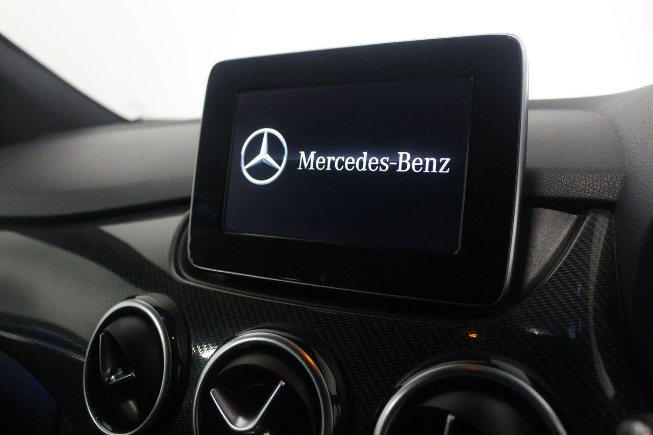 Mercedes-Benz B-Class view 33