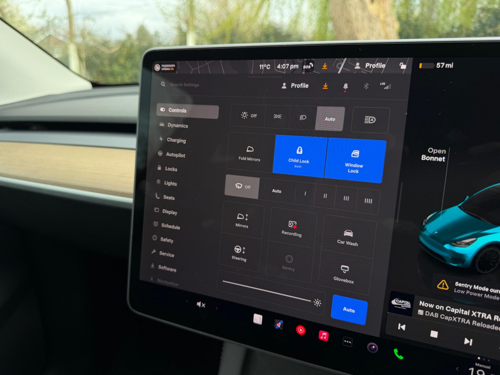 Tesla Model Y view 25