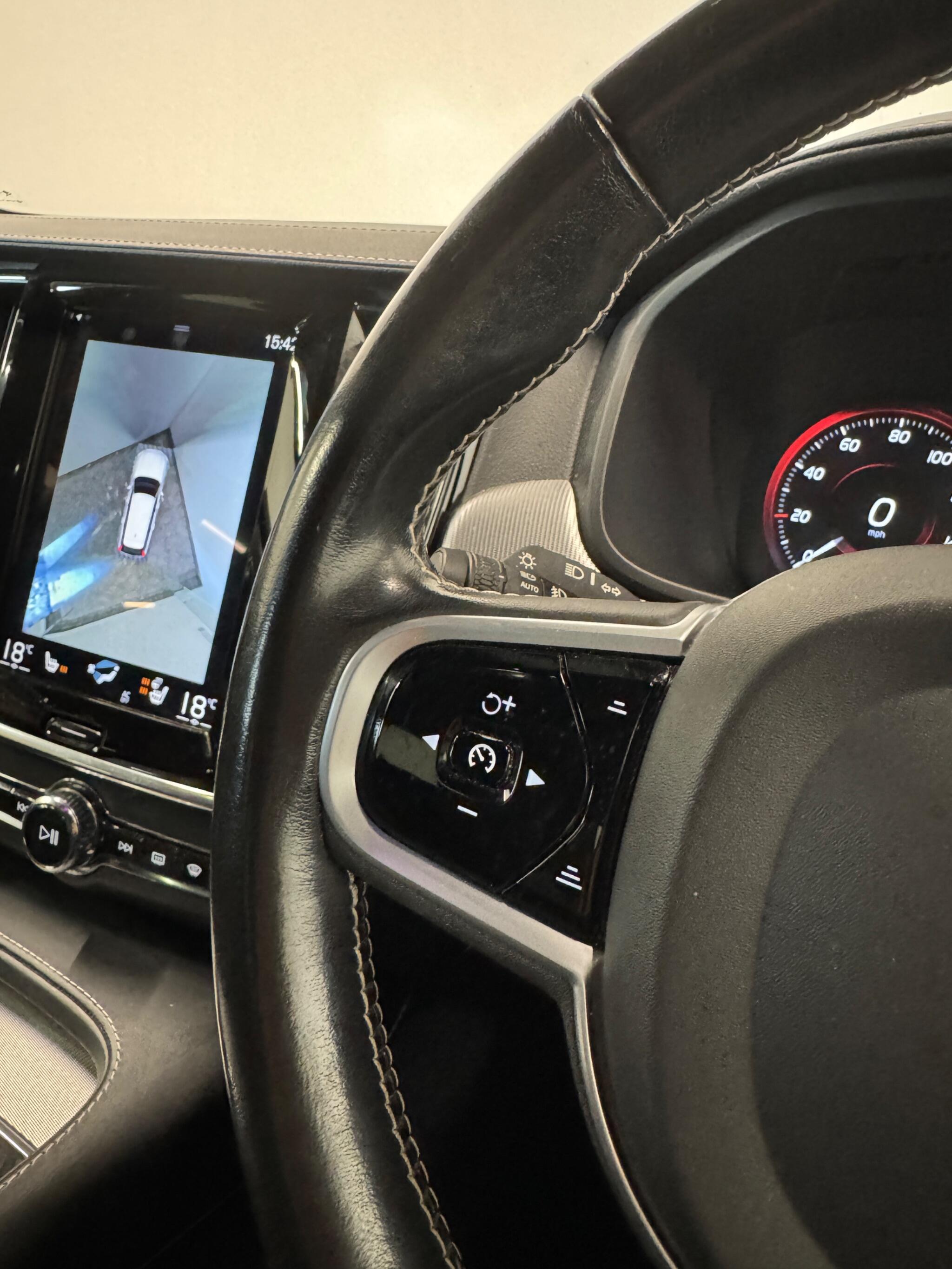 Volvo V90 view 31