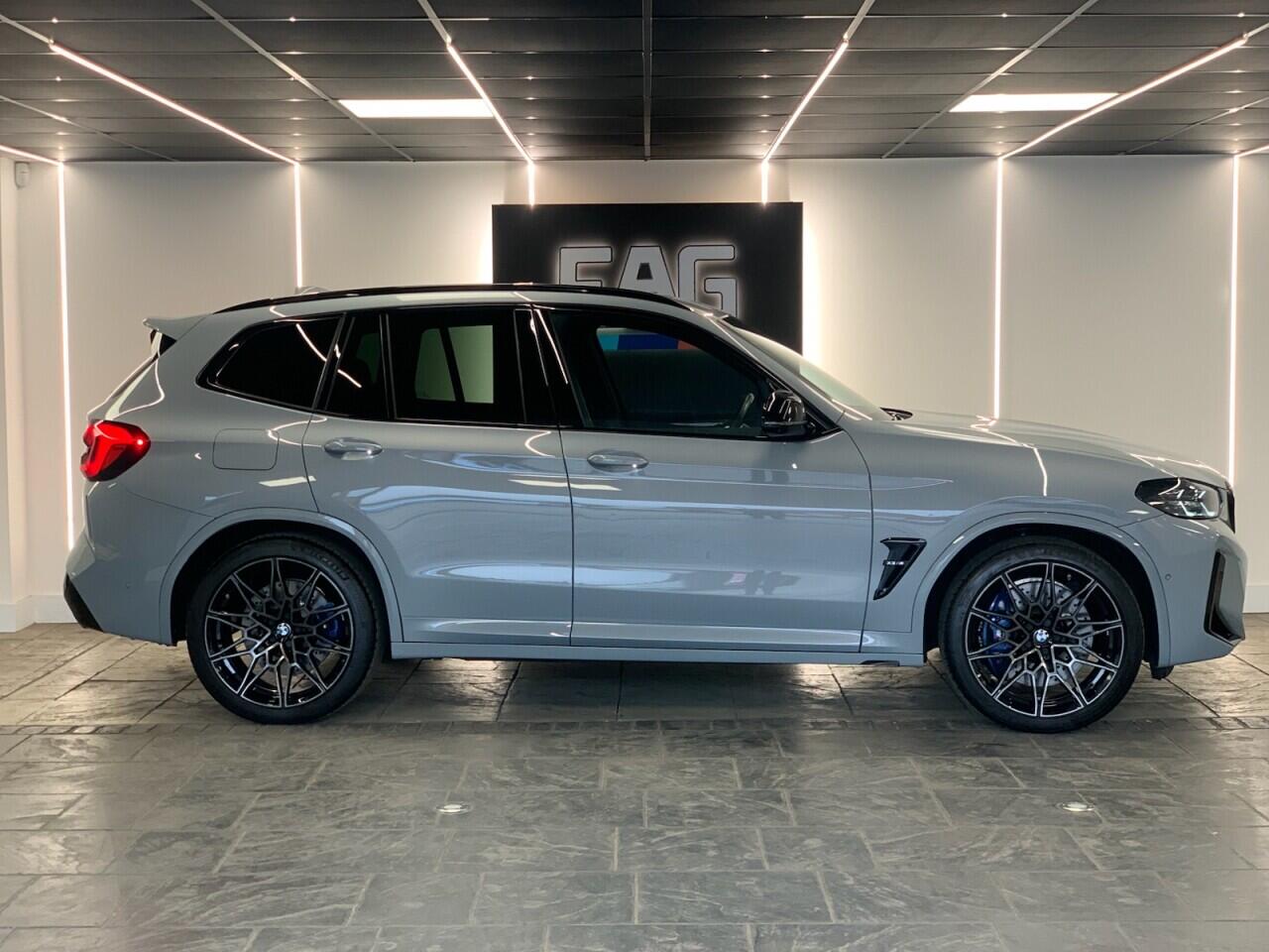 BMW X3 M view 2