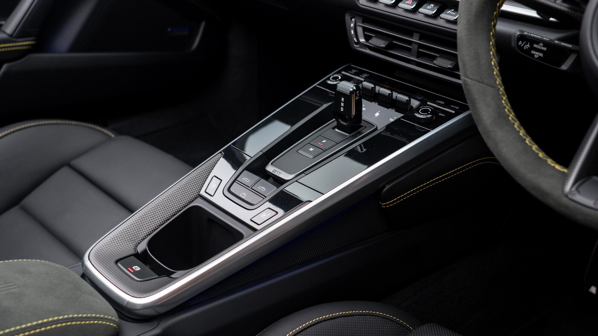 Porsche 911 view 41