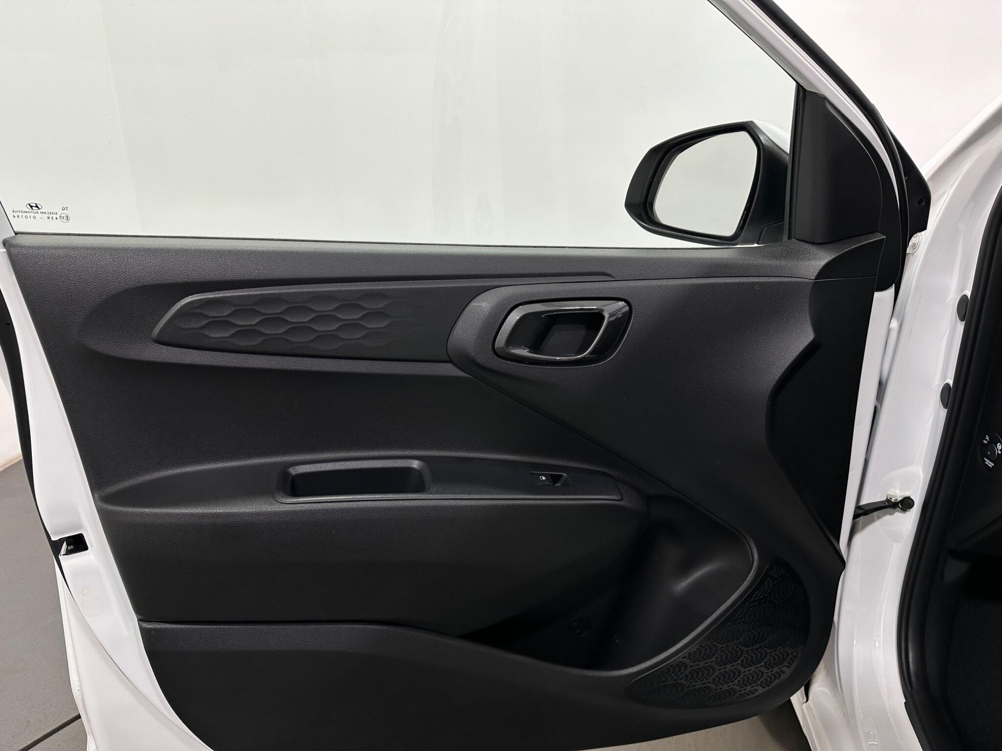 Hyundai I10 view 35