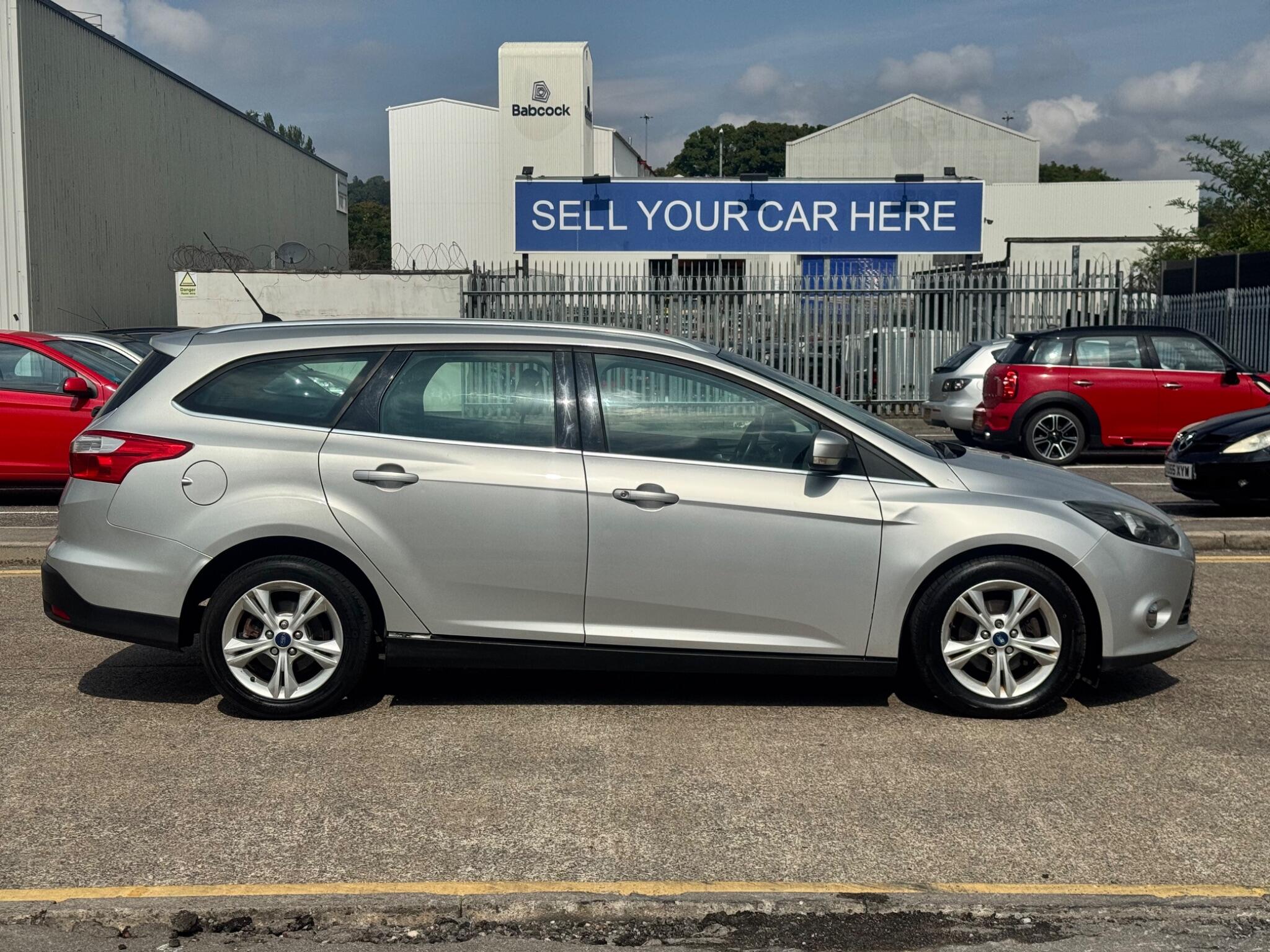 Ford Focus view 30