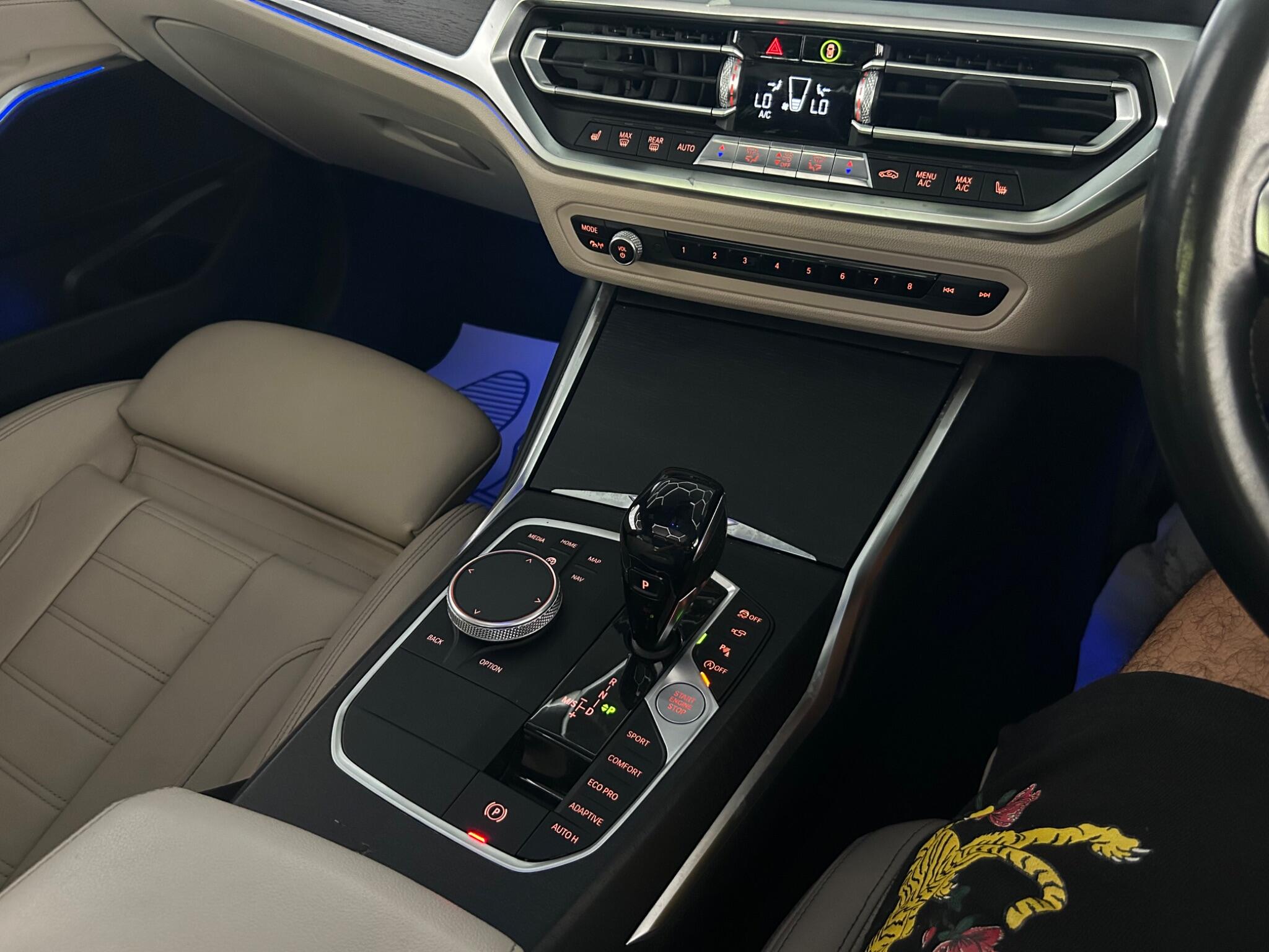 BMW 3 Series view 17