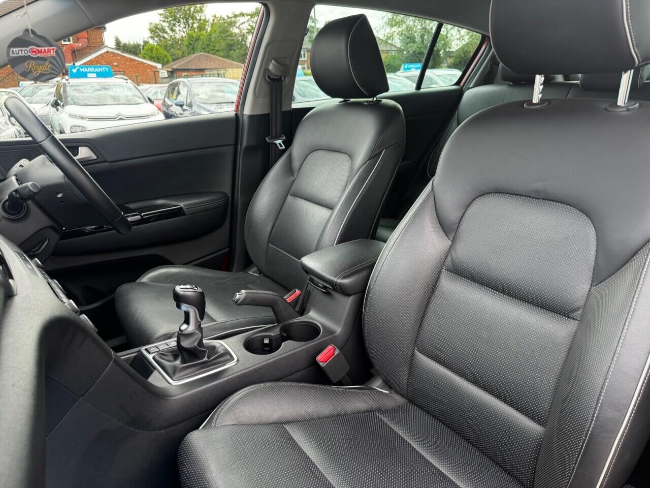 Kia Sportage view 28