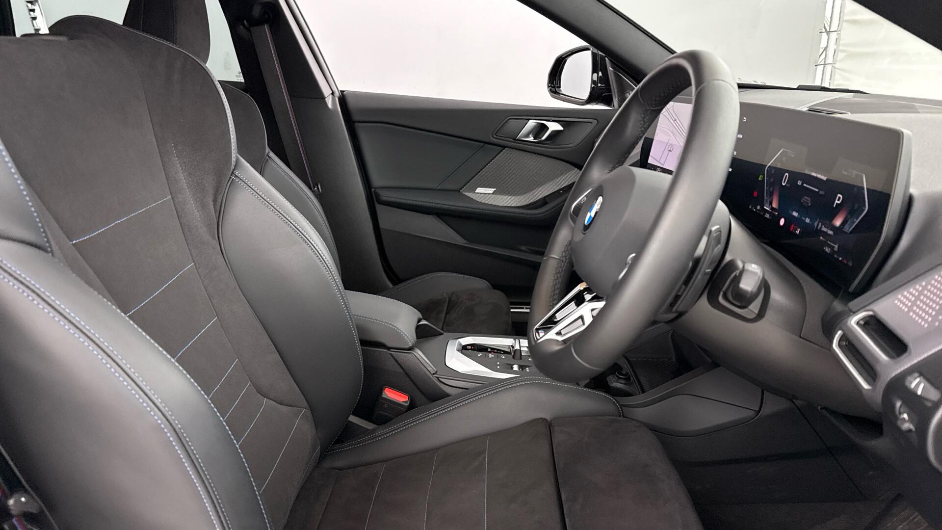 BMW 2 Series view 11