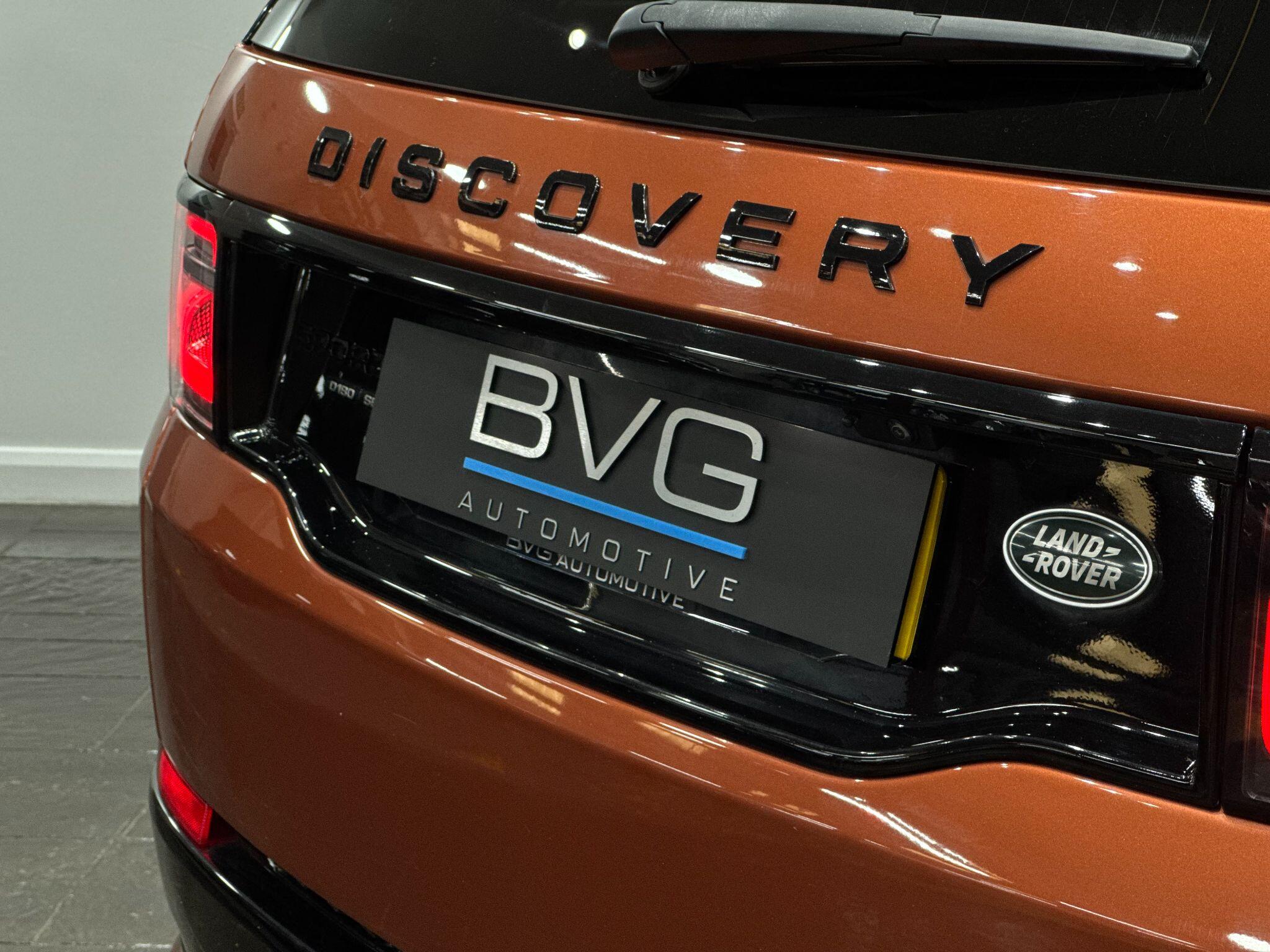 Land Rover Discovery Sport view 23