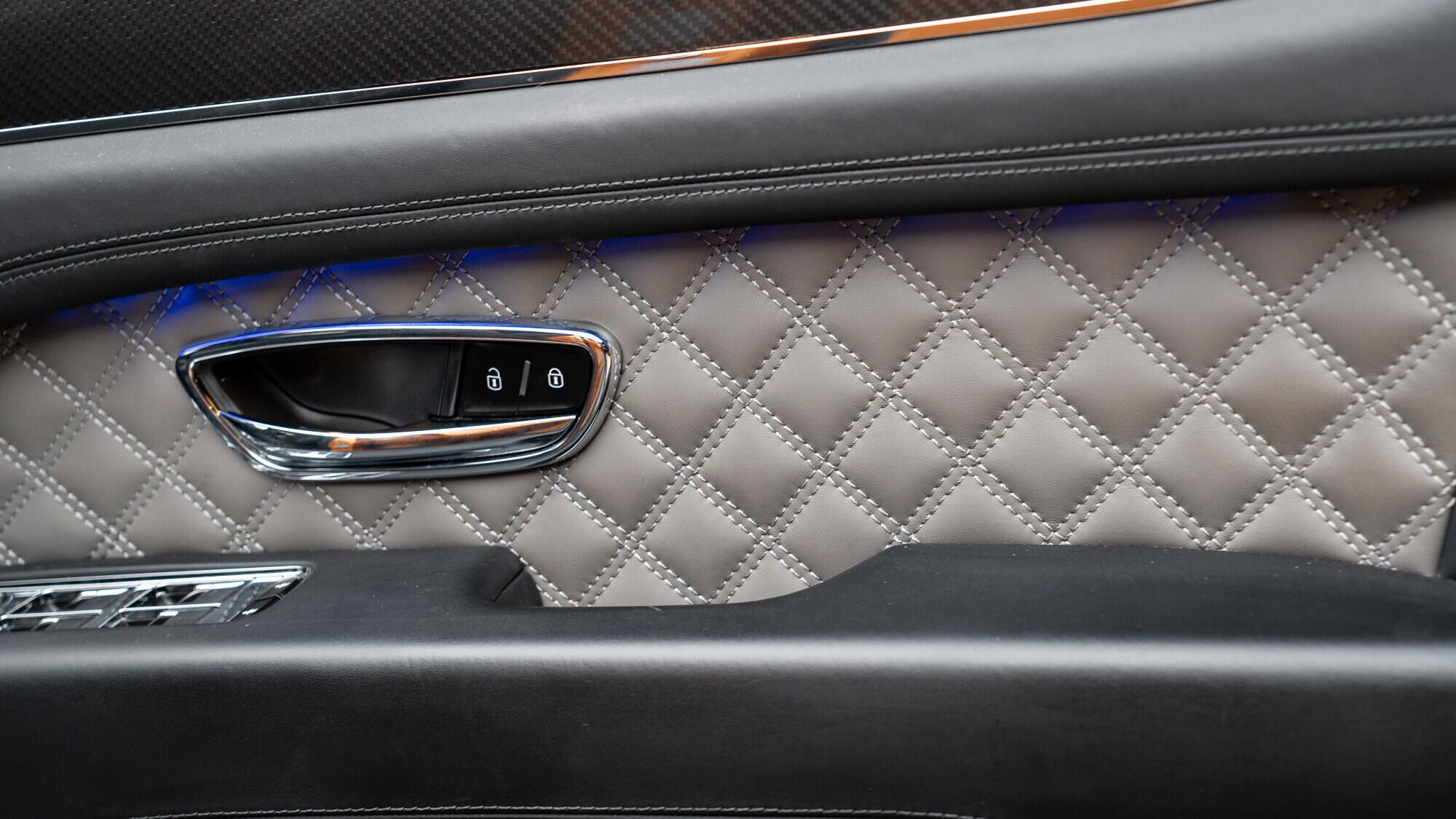 Bentley Bentayga view 52