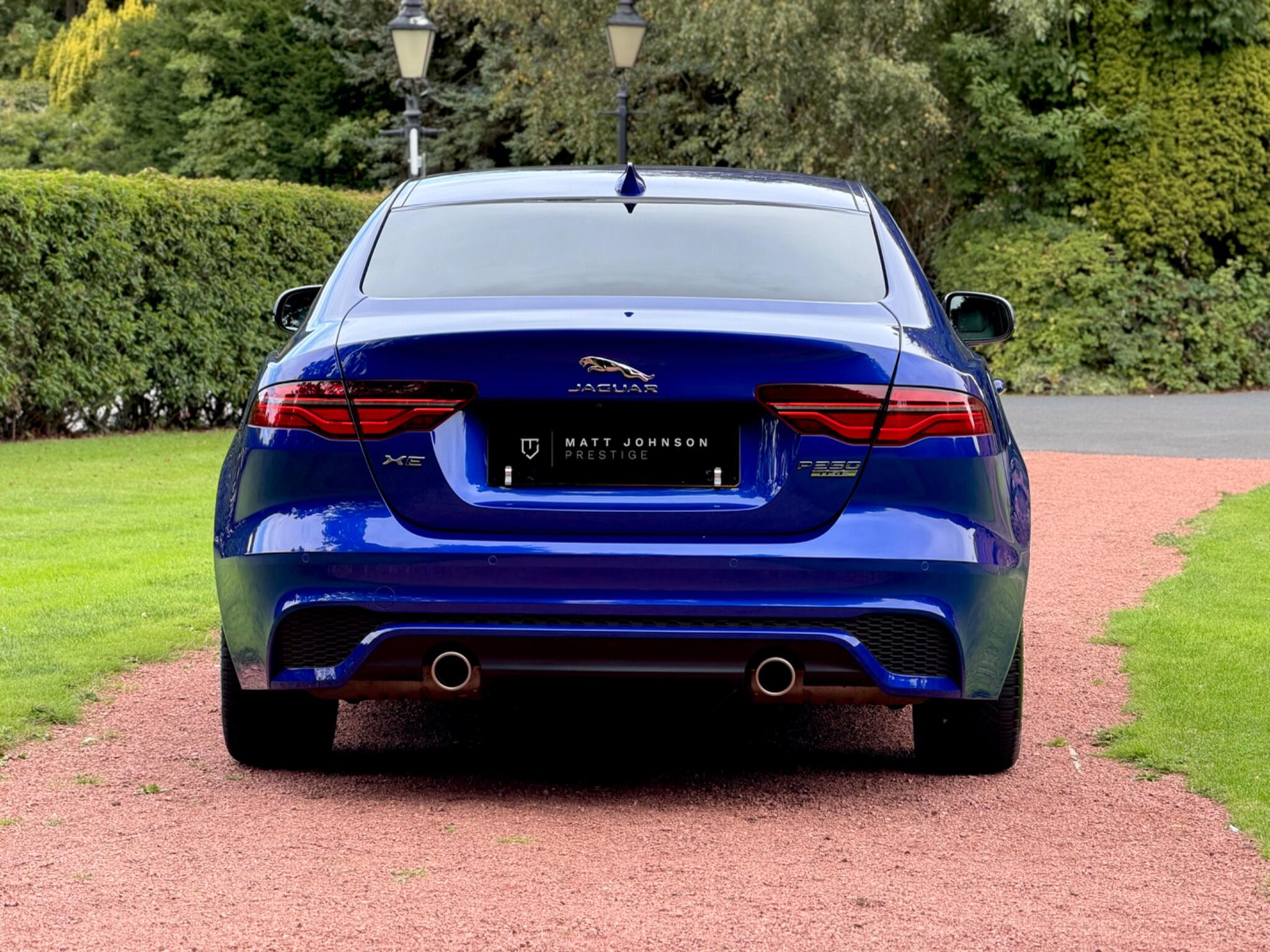 Jaguar Xe view 10