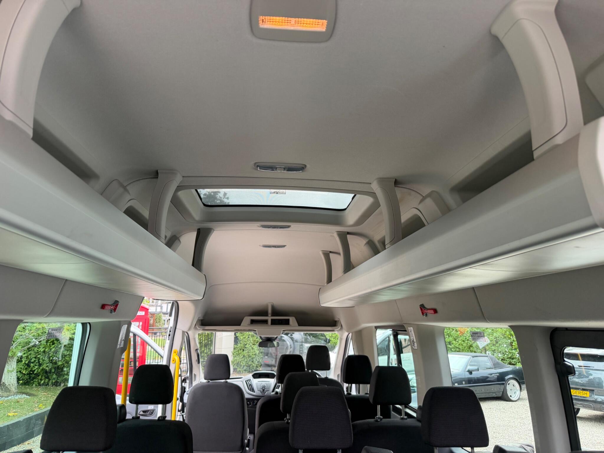 Ford Transit view 28