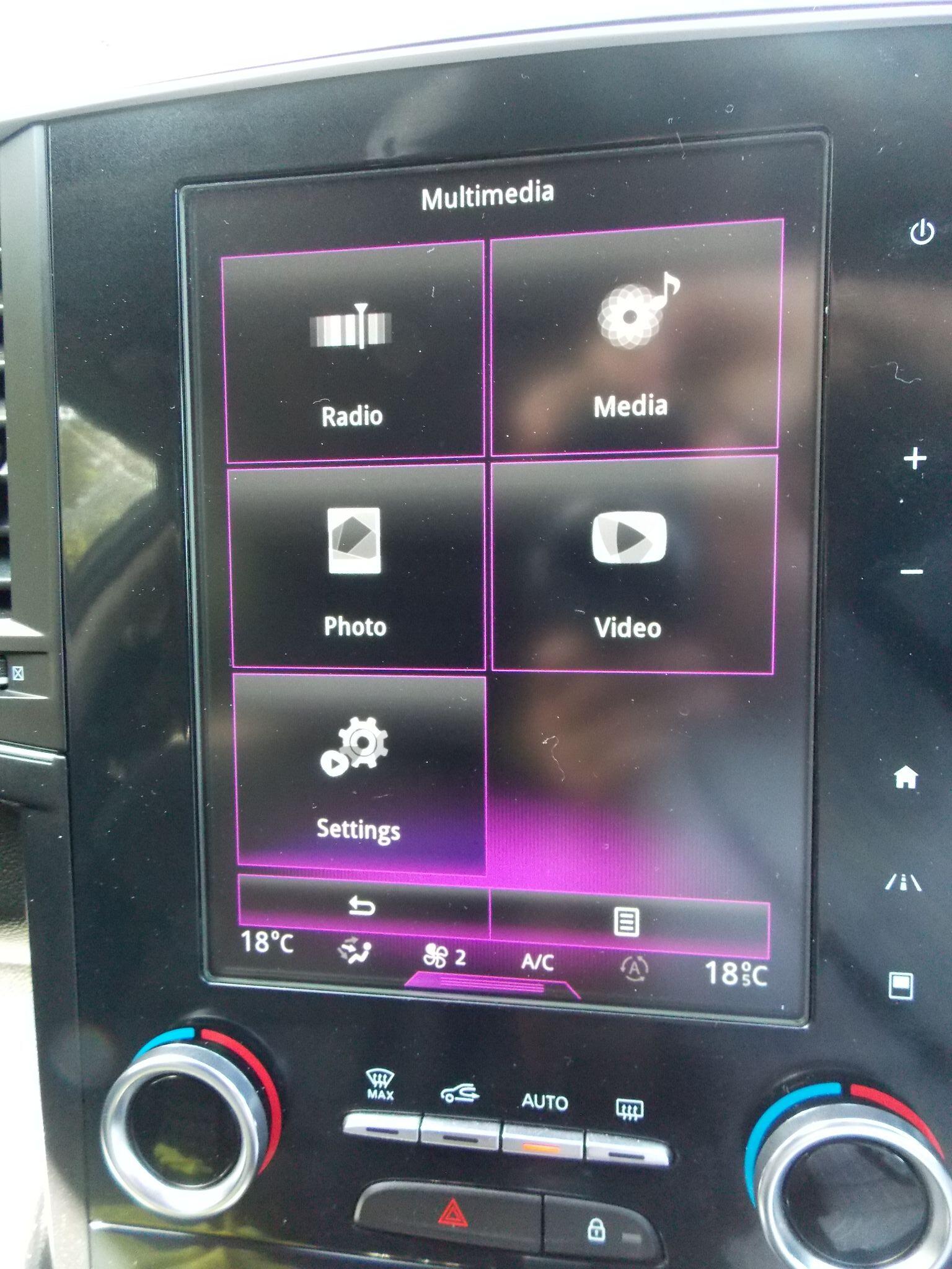 Renault Koleos view 72