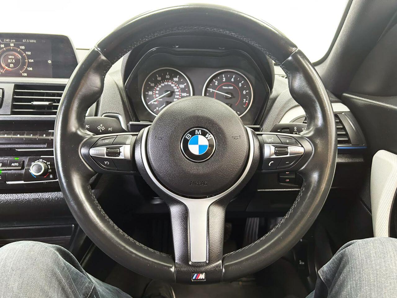 BMW 1 Series view 18