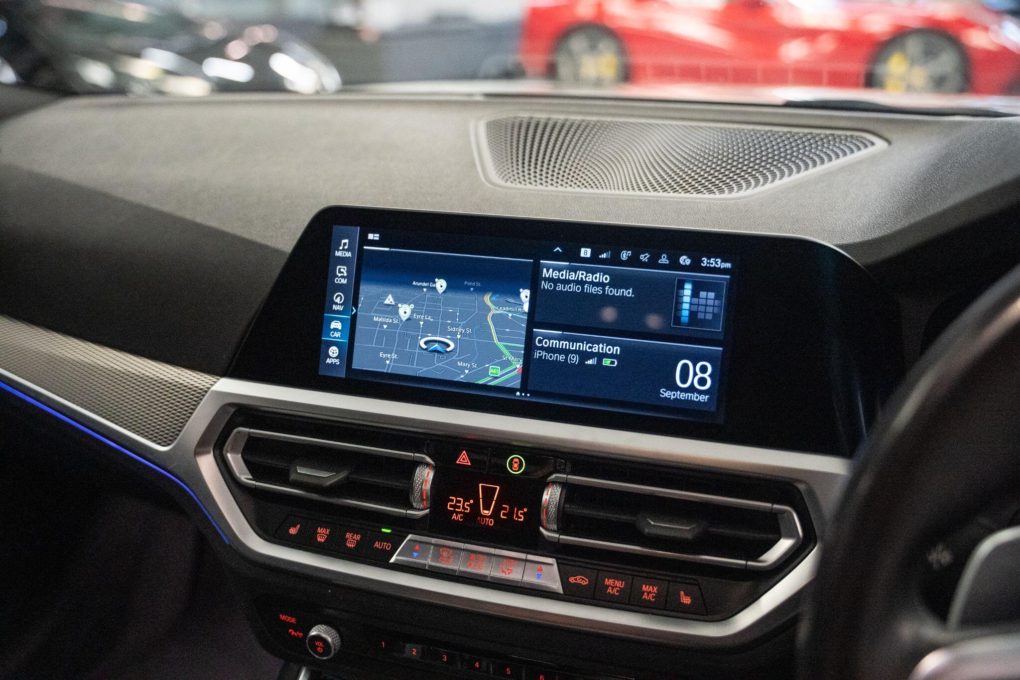BMW 3 Series view 37