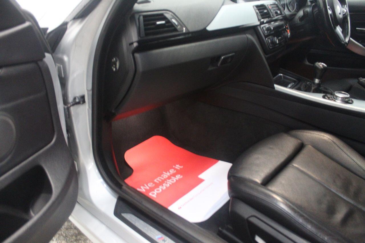 BMW 4 Series view 35