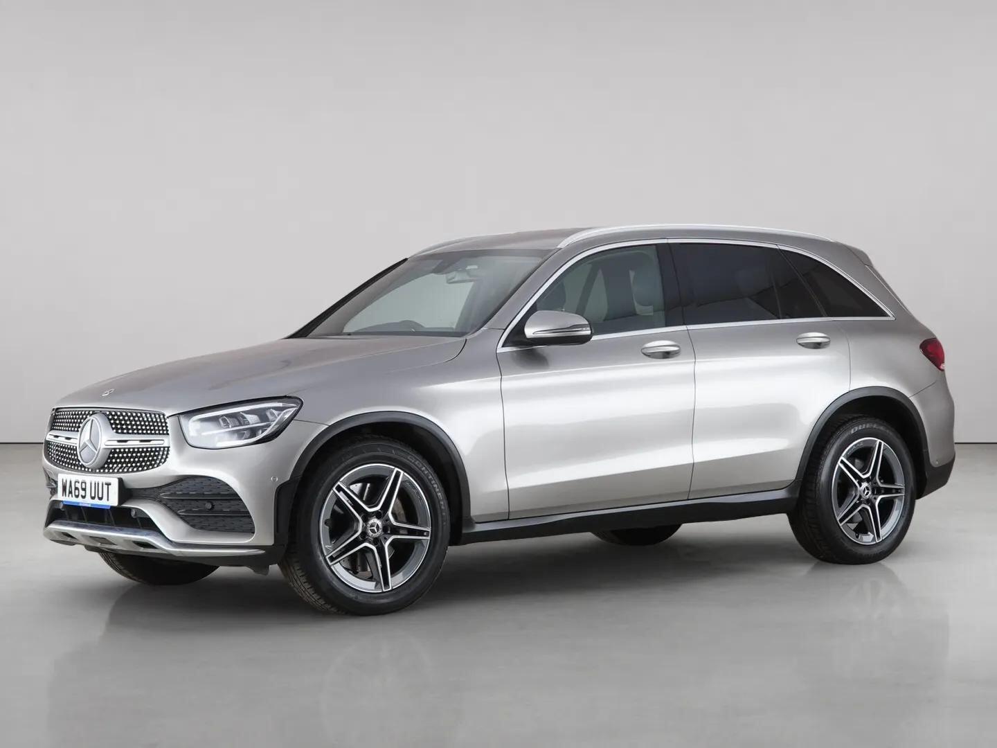 Mercedes-Benz GLC view 2