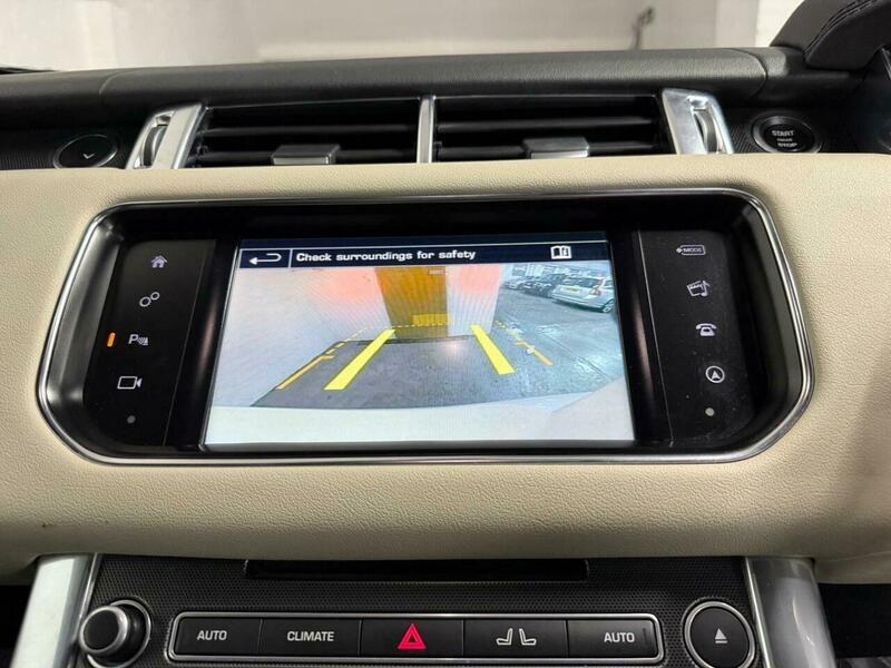 2017 Land Rover Range Rover Sport 3.0 SD V6 HSE Dynamic Auto 4WD Euro 6 (s/s) 5dr • 97,500 miles image 32