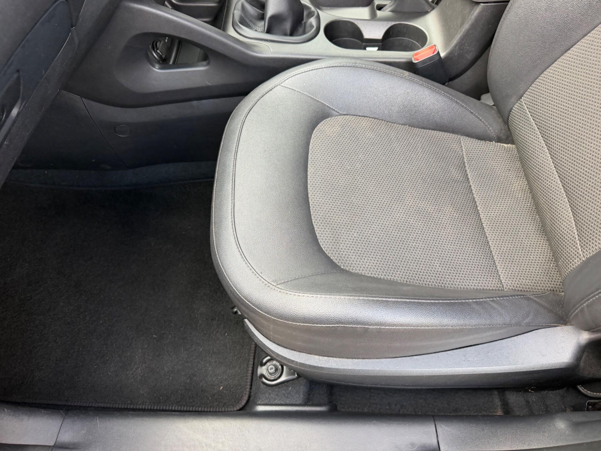 Hyundai Ix35 view 18