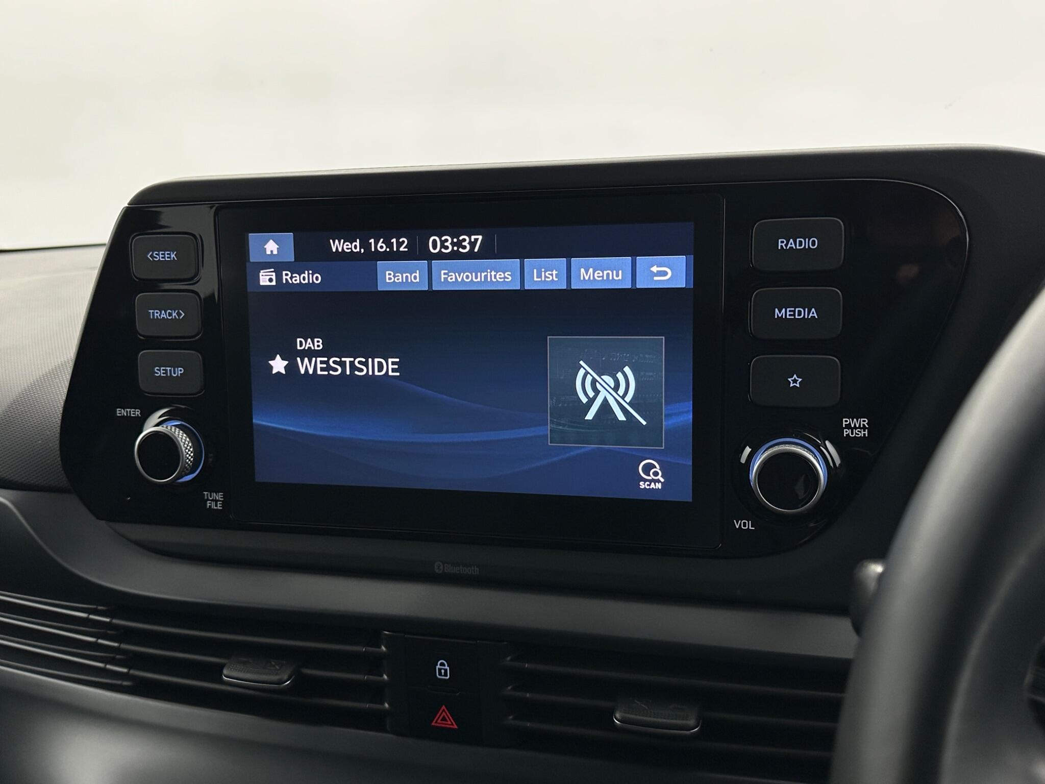 Hyundai i20 view 23
