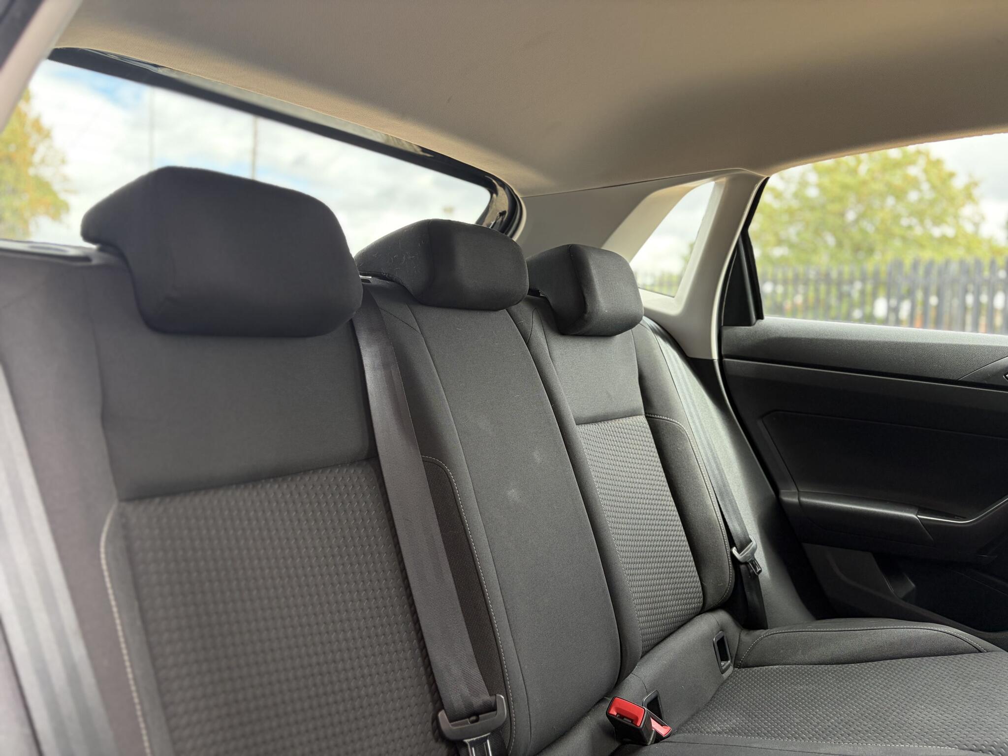 Volkswagen Polo view 20