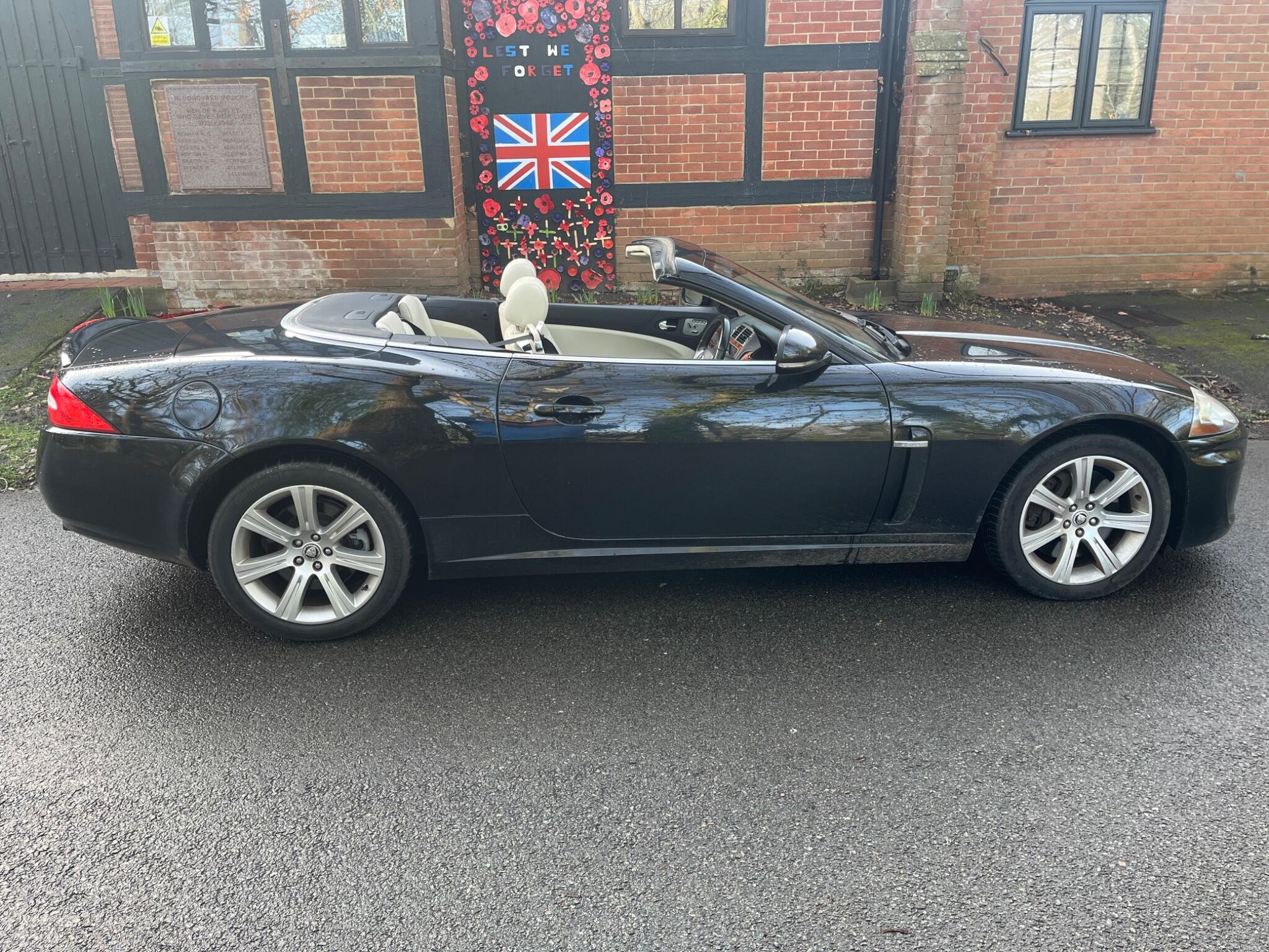2010 Jaguar XK 5.0 V8 Auto Euro 5 2dr • 88,000 miles image 17