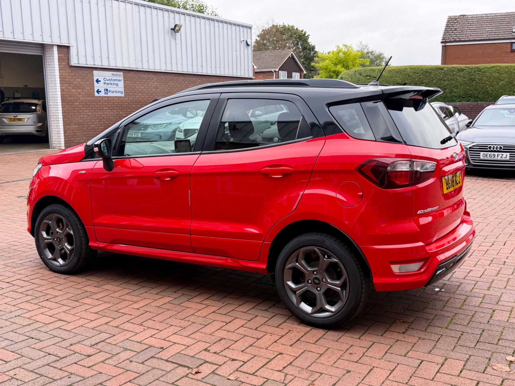 Ford Ecosport view 30