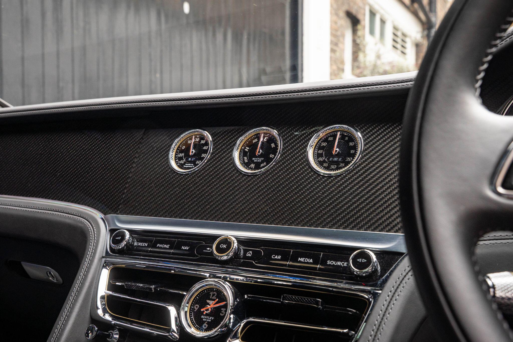 Bentley Flying Spur view 28