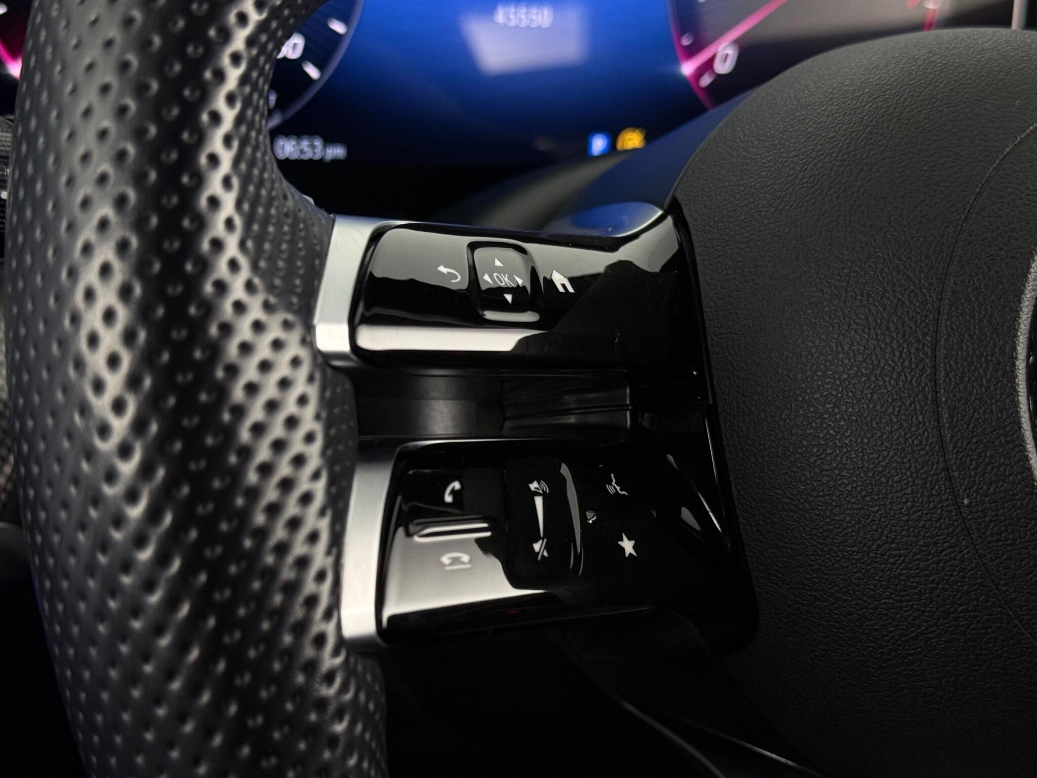 Mercedes-Benz C-Class view 14