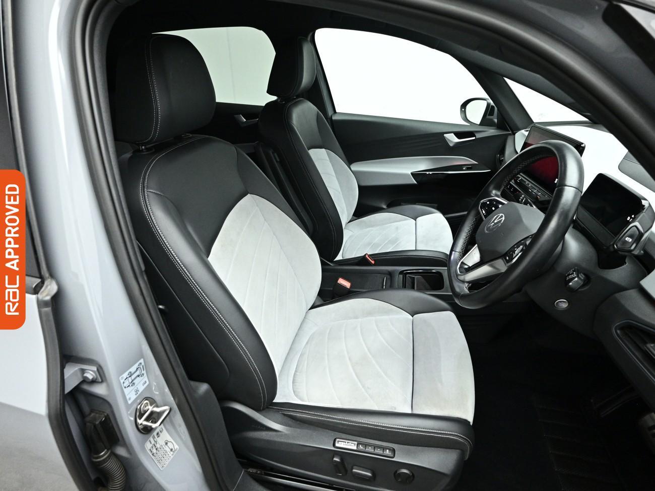 Volkswagen ID.3 view 13
