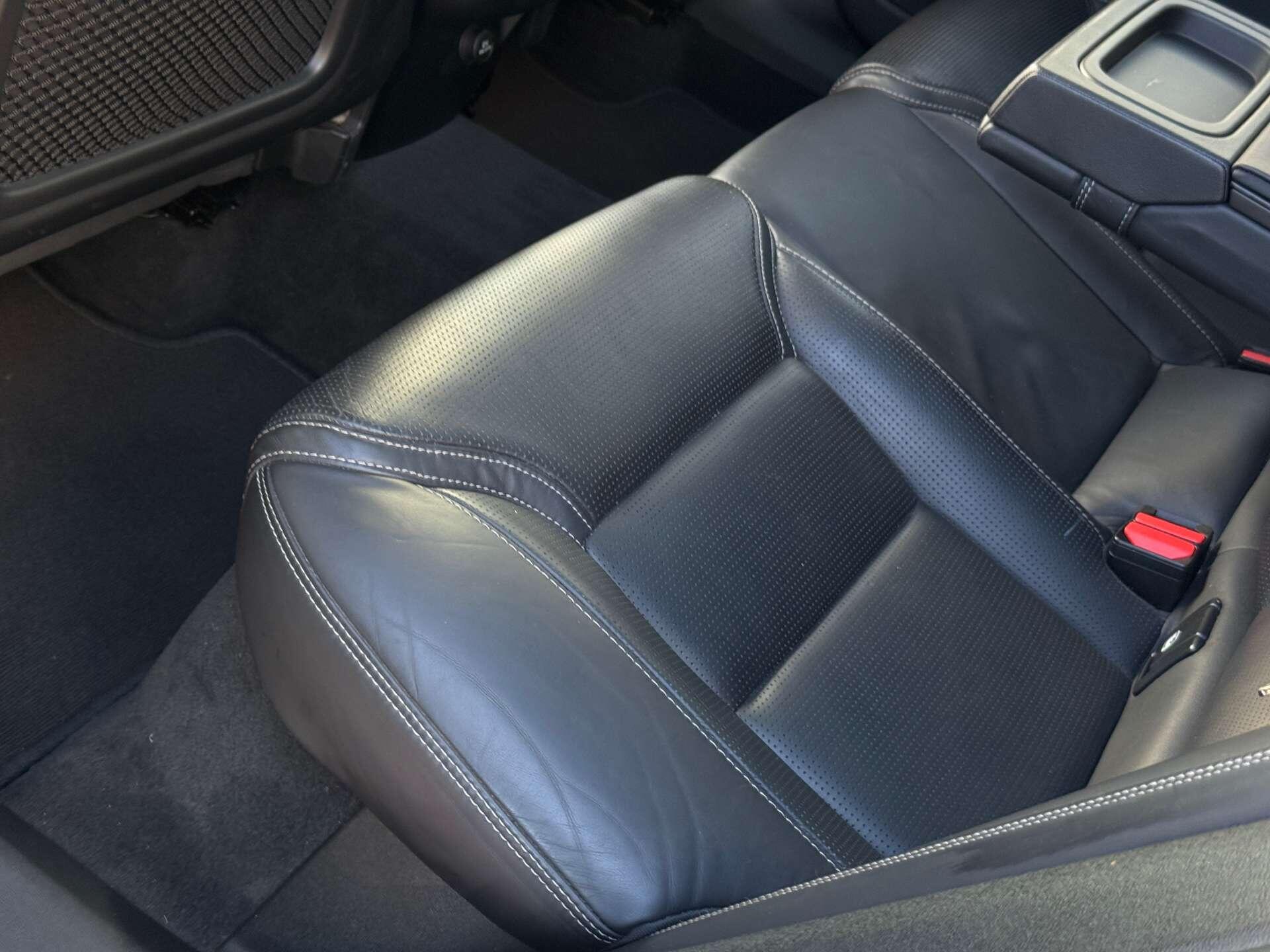 Volvo XC60 view 40