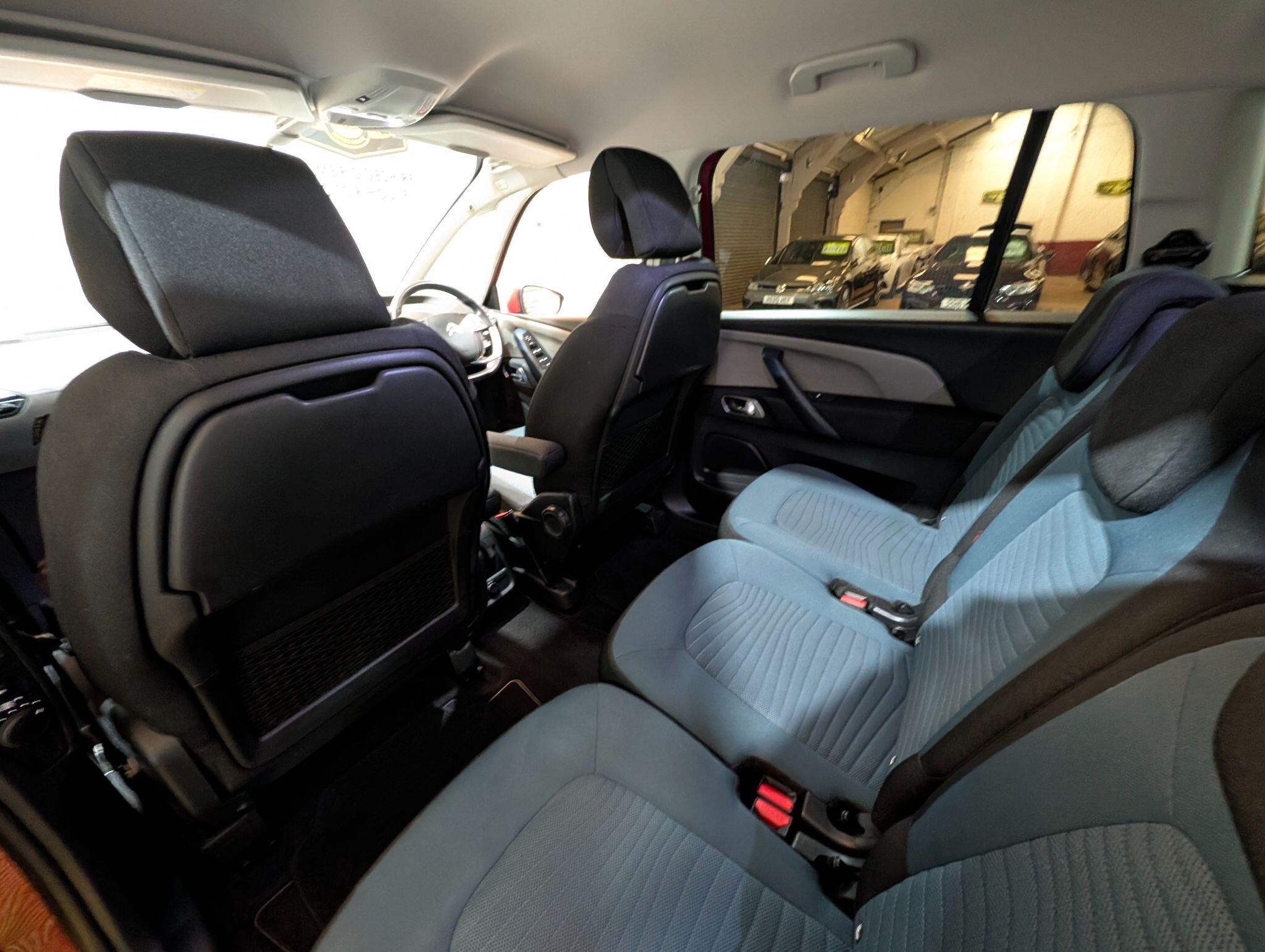 Citroen Grand C4 Picasso view 27