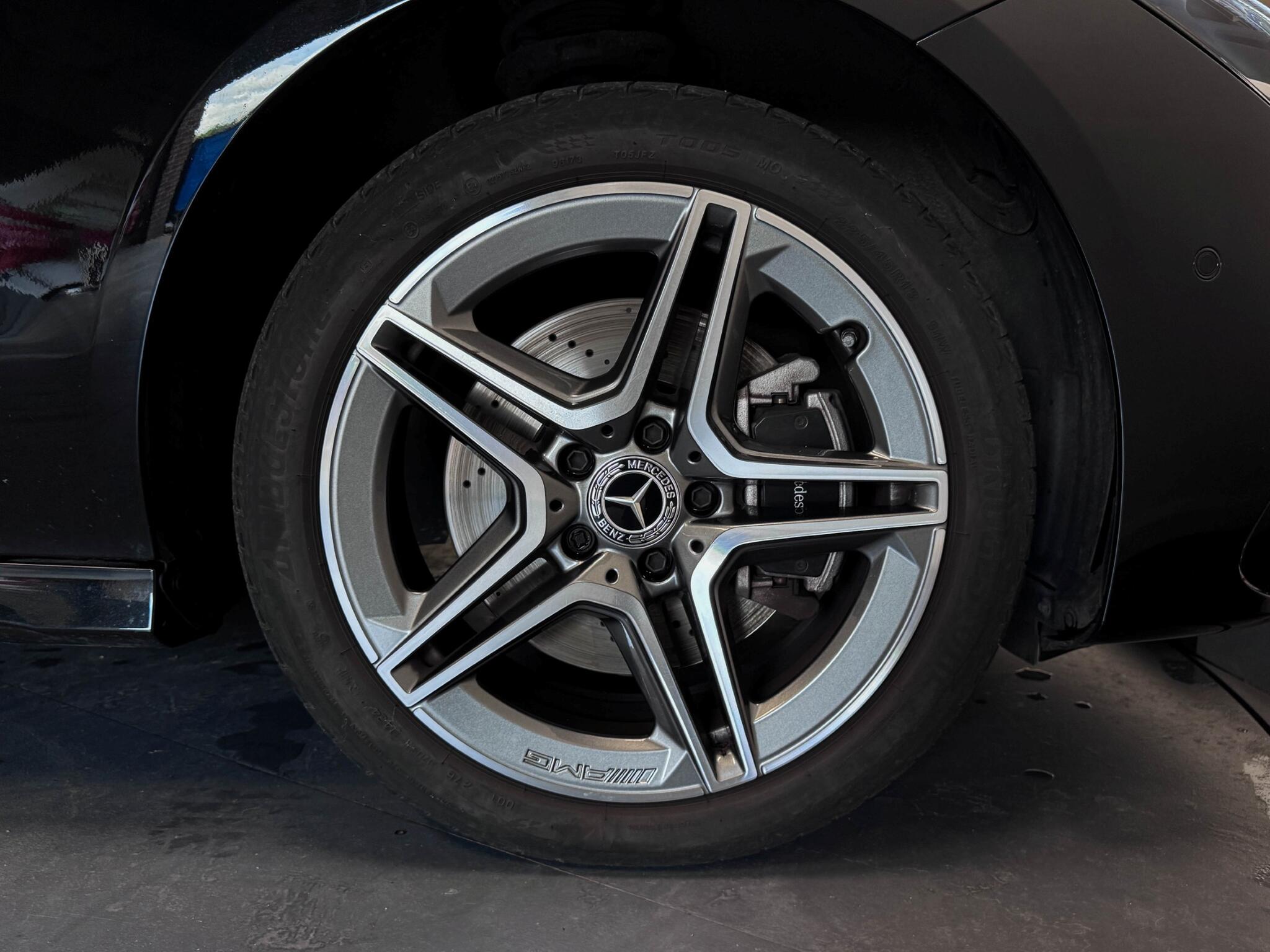 Mercedes-Benz Cla view 61
