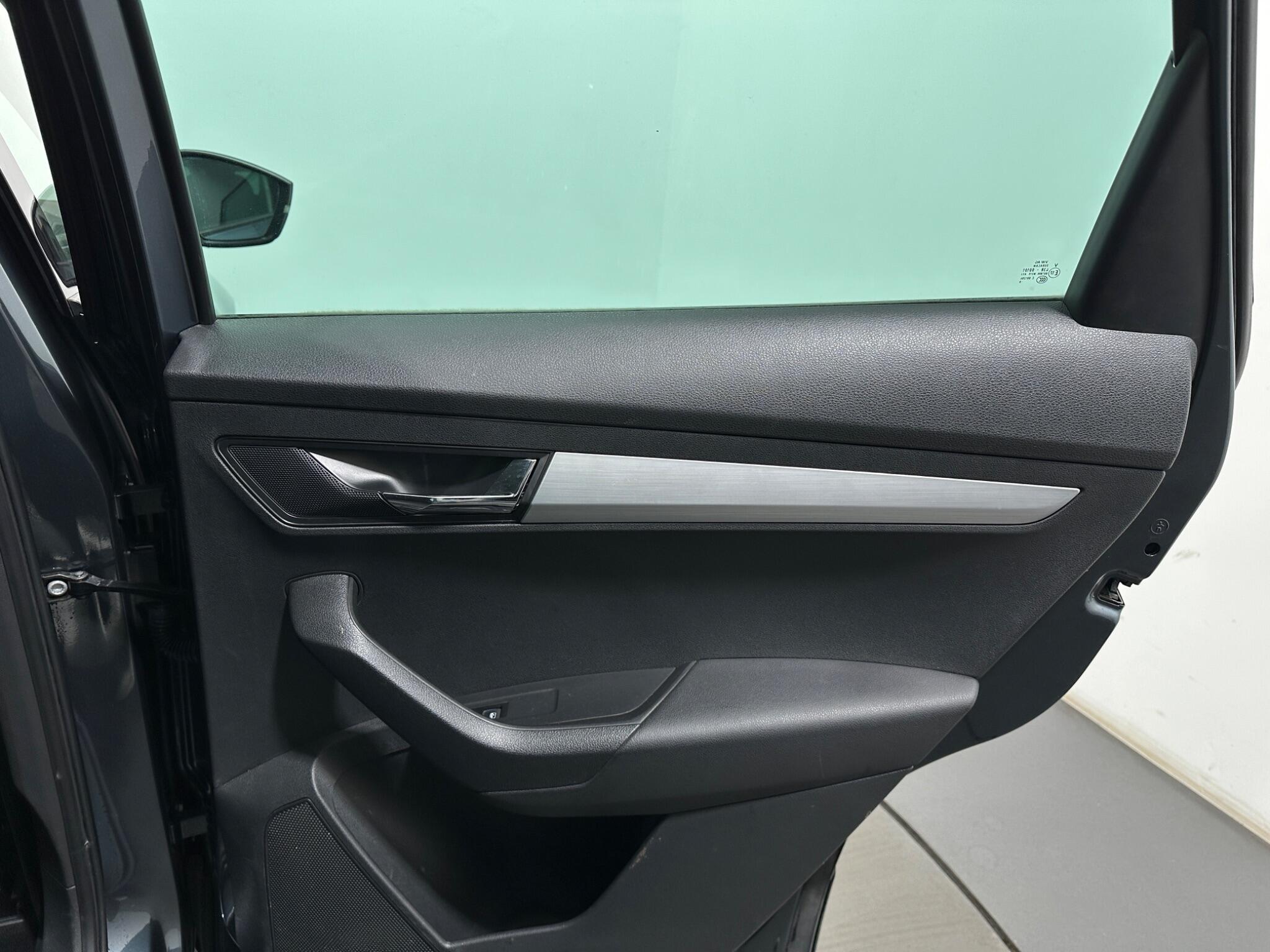 Skoda Karoq view 42