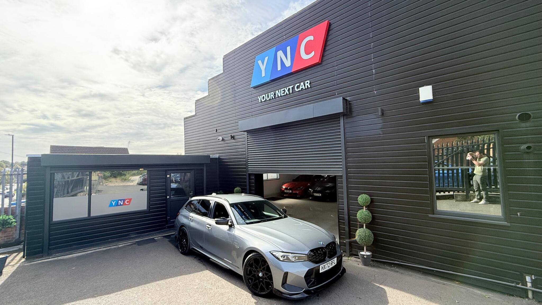 BMW 3 Series view 7